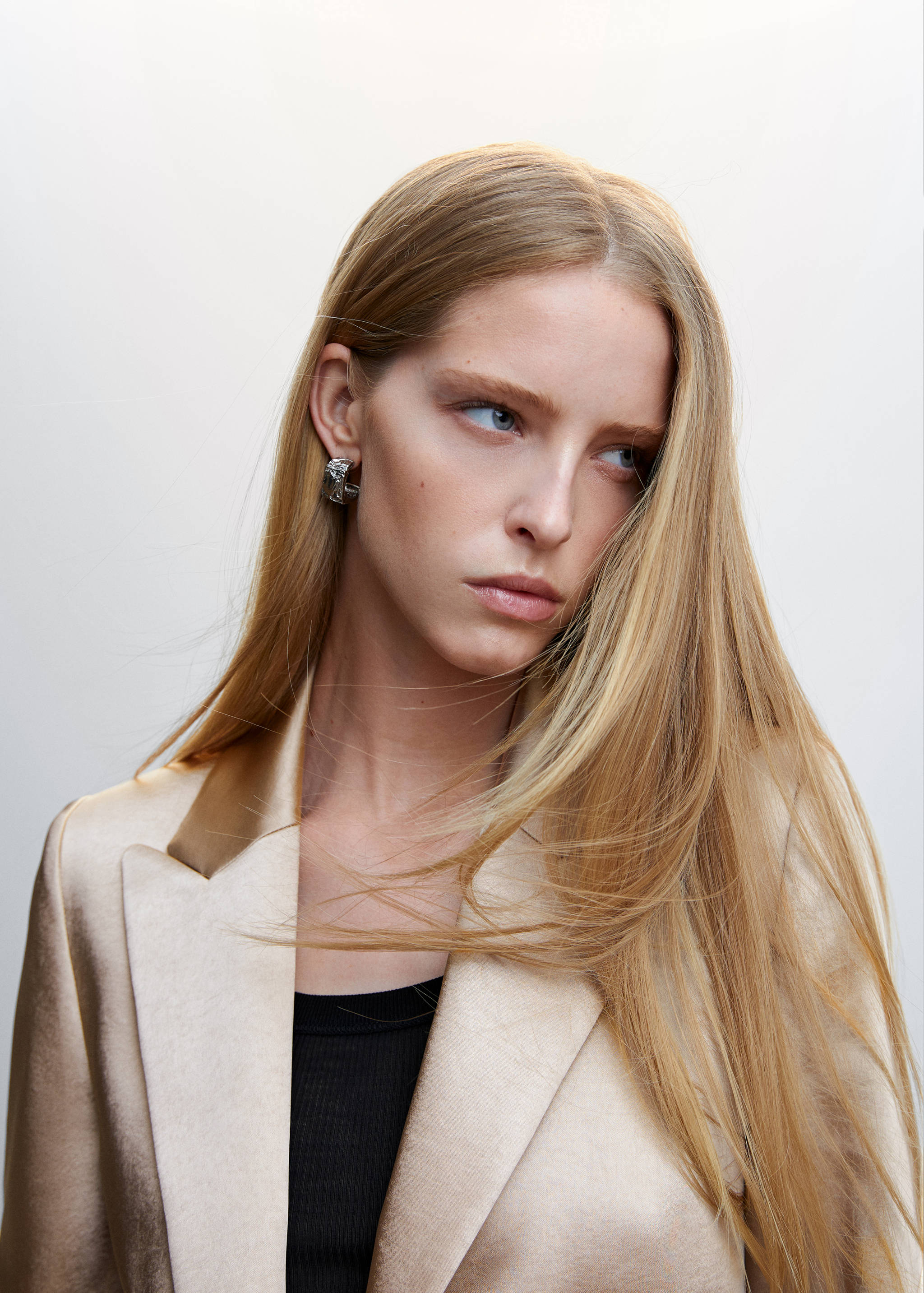 بليزر بدلة ساتان - تفاصيل المنتج 1