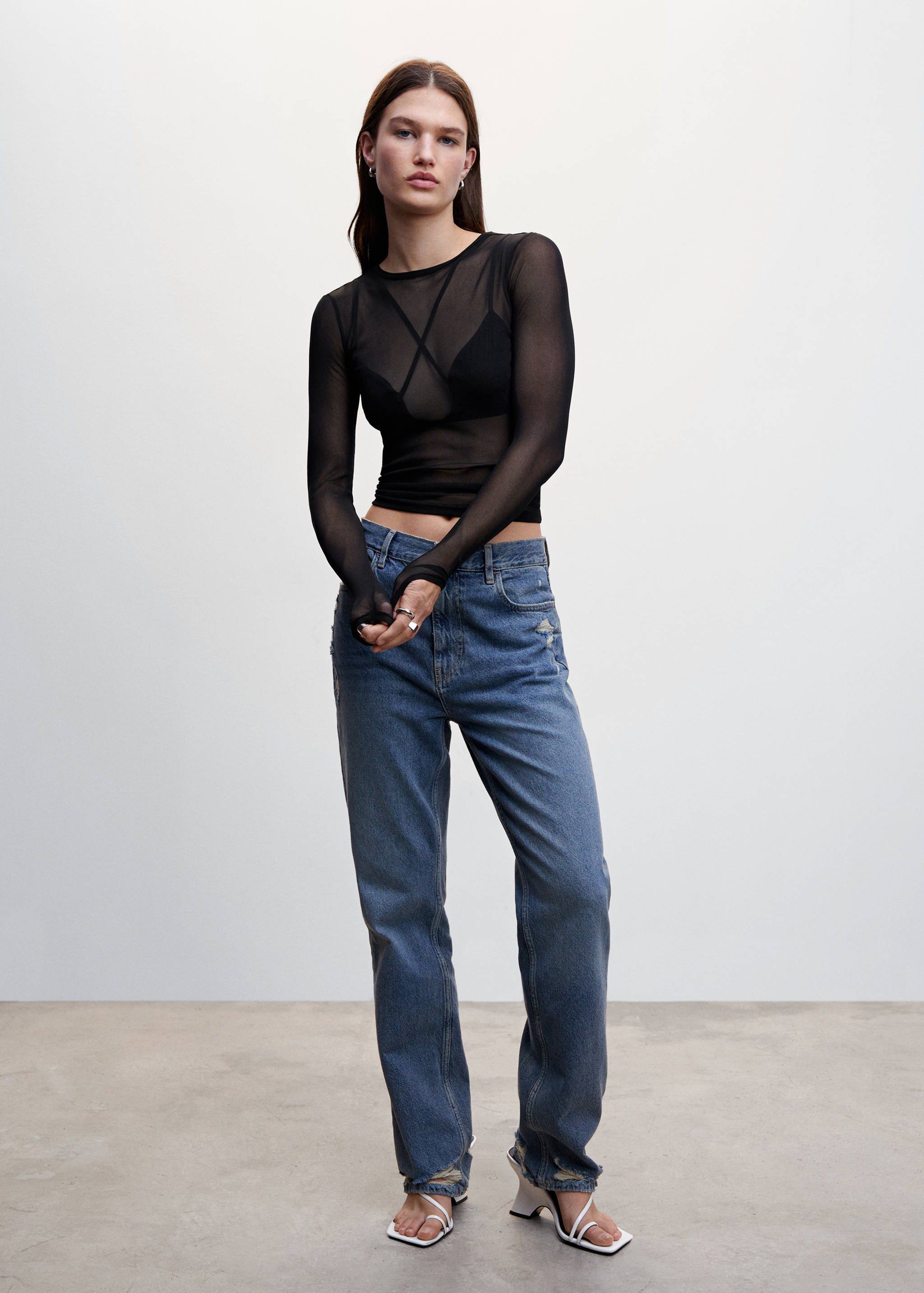 T-shirt semi-transparent soutien-gorge - Plan général