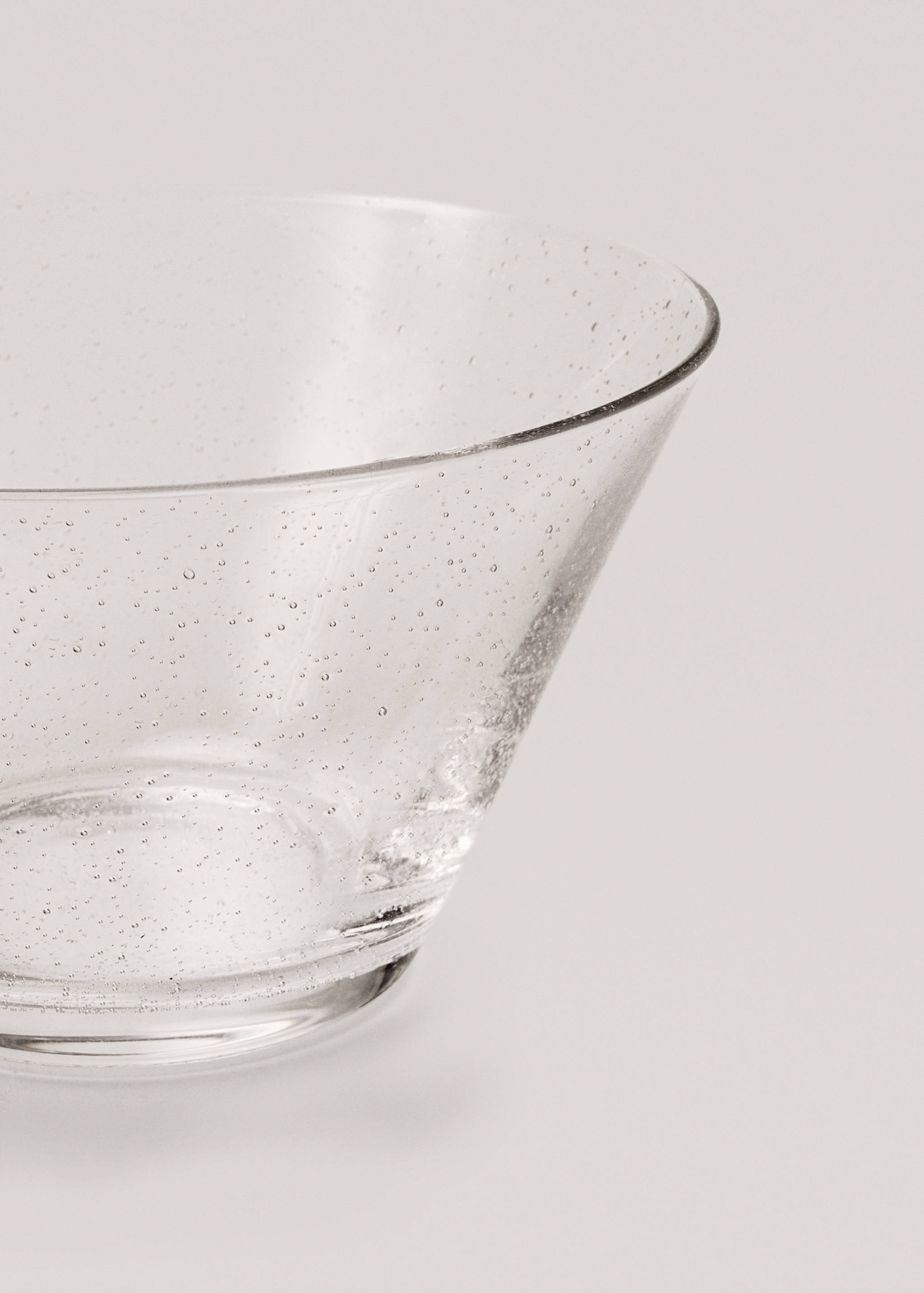 Glass transparent bubble bowl - Details of the article 1