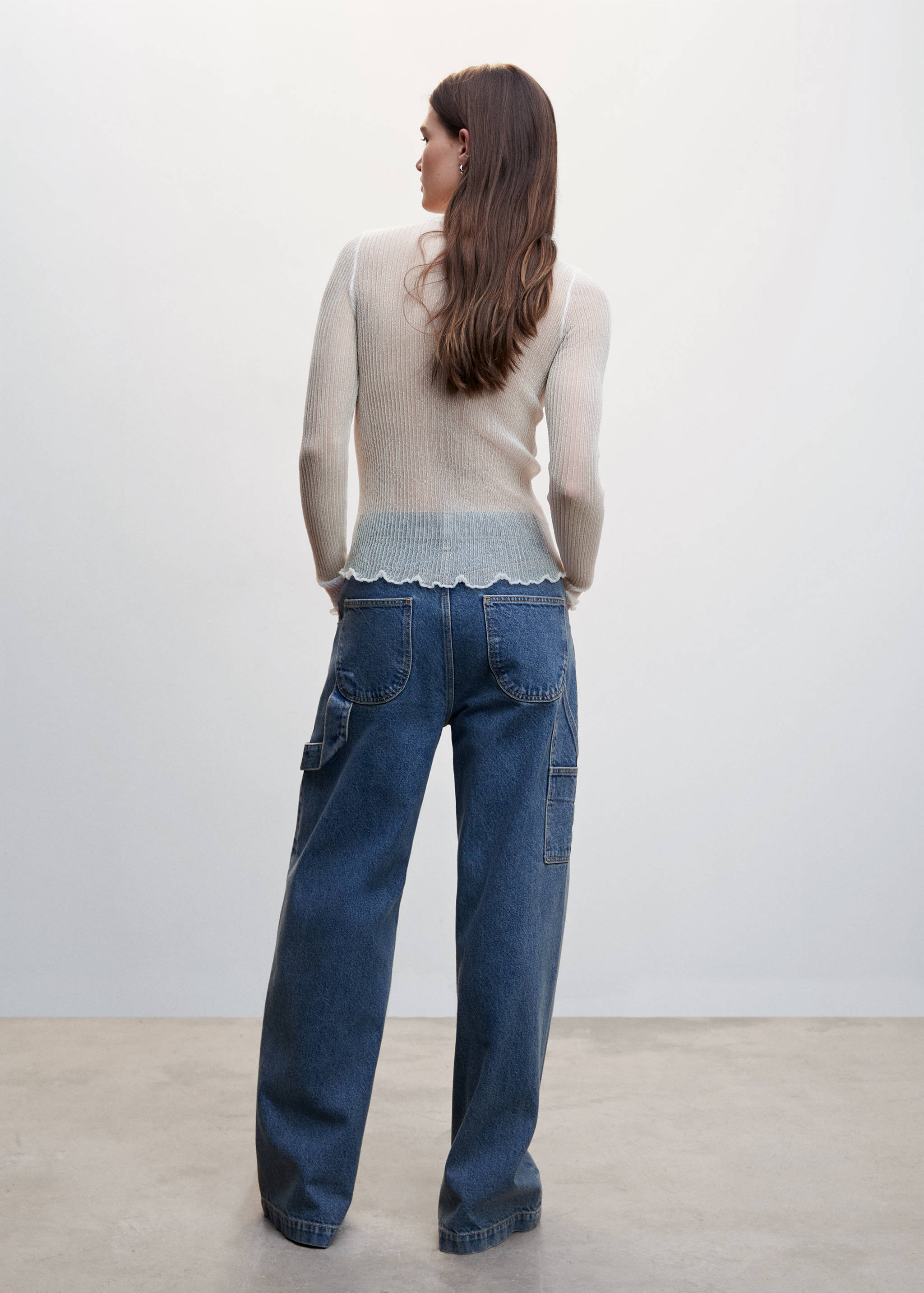 Semi-transparent knitted sweater - Reverse of the article