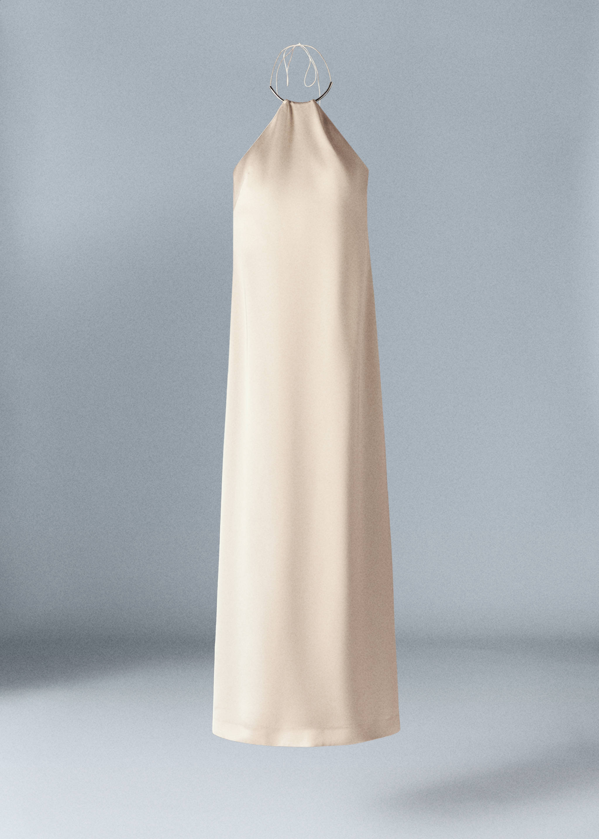 Vestido satinado cuello rígido - Artículo sin modelo