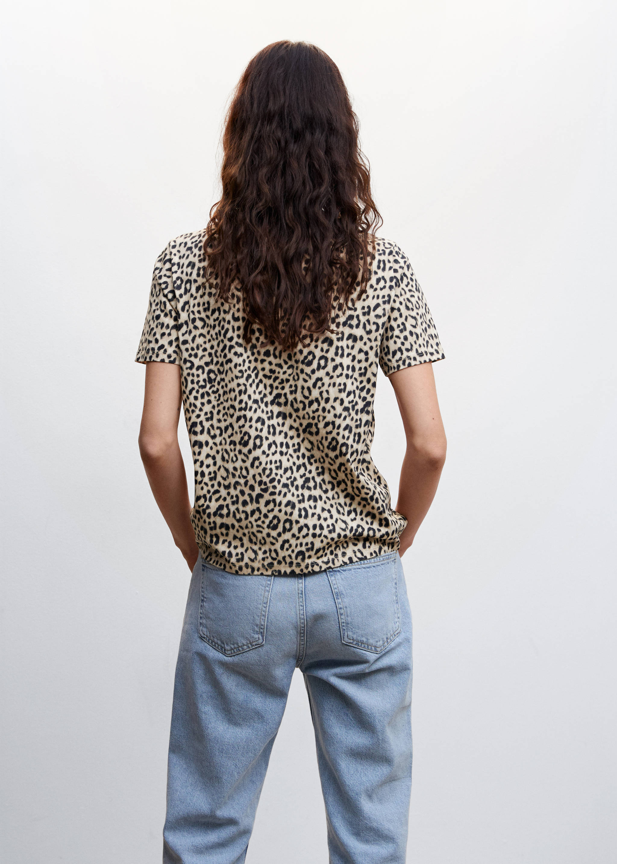 Camiseta animal print - Reverso del artículo