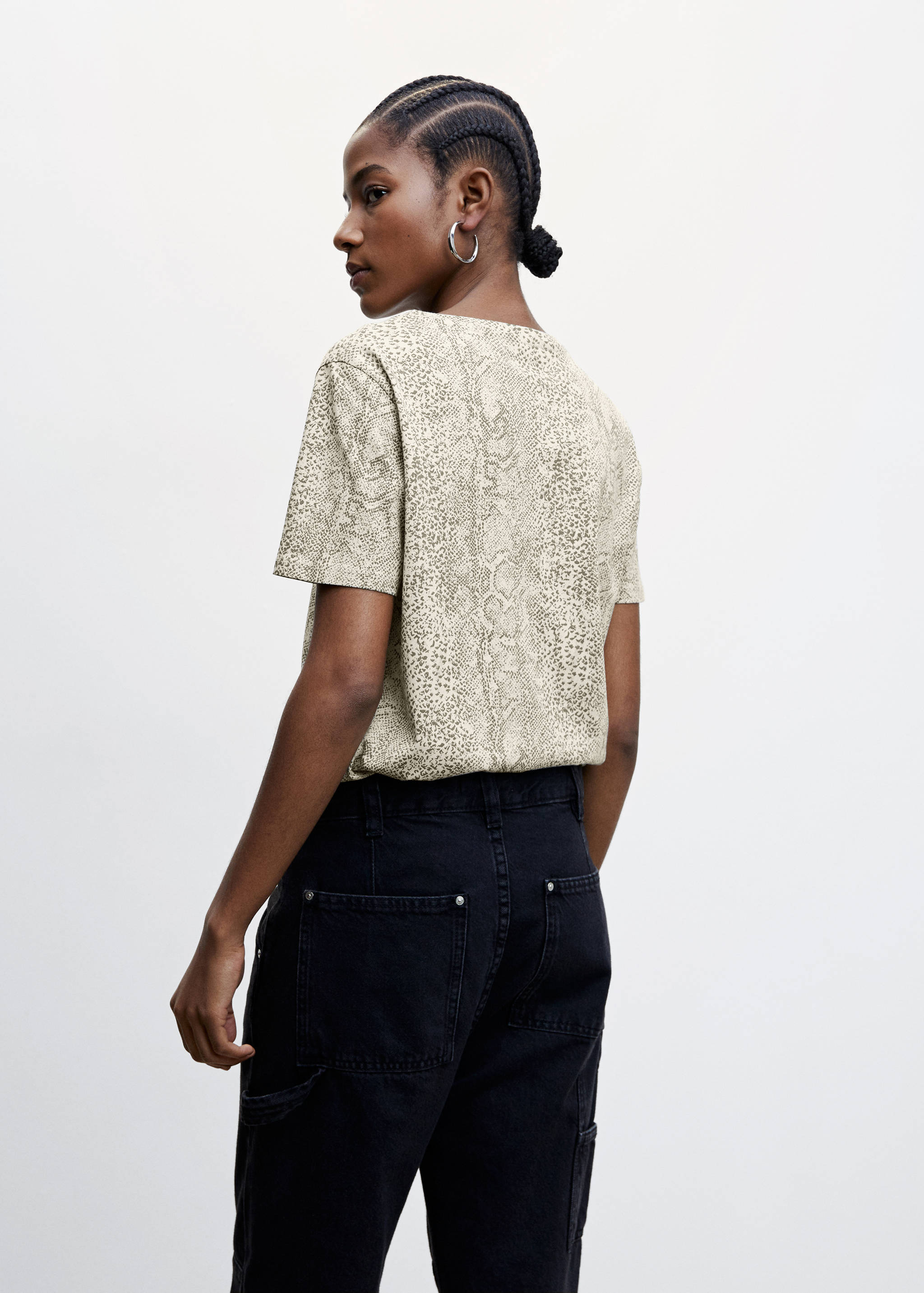 Camiseta animal print - Reverso del artículo