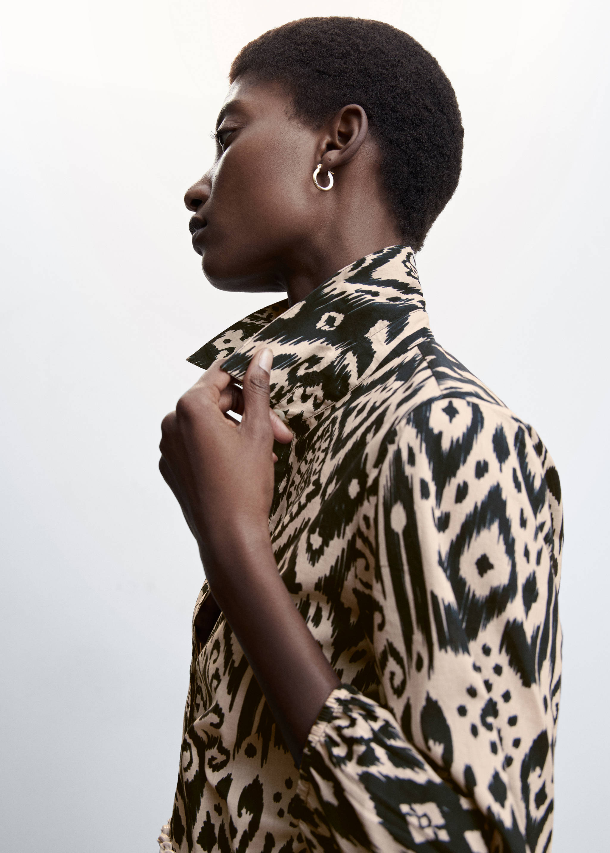 Cord shirt dress - Details of the article 1