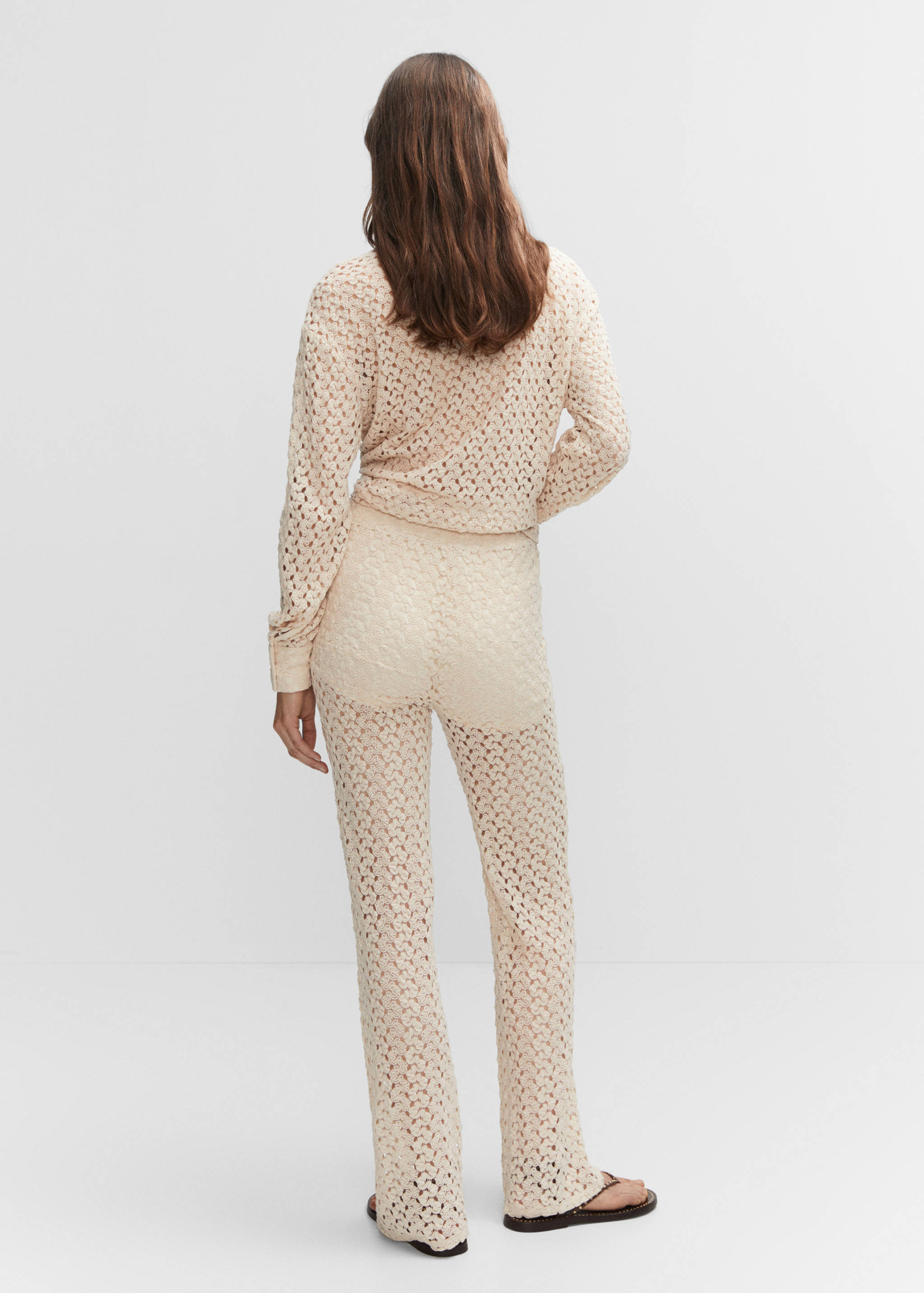 Straight crochet trousers - Reverse of the article