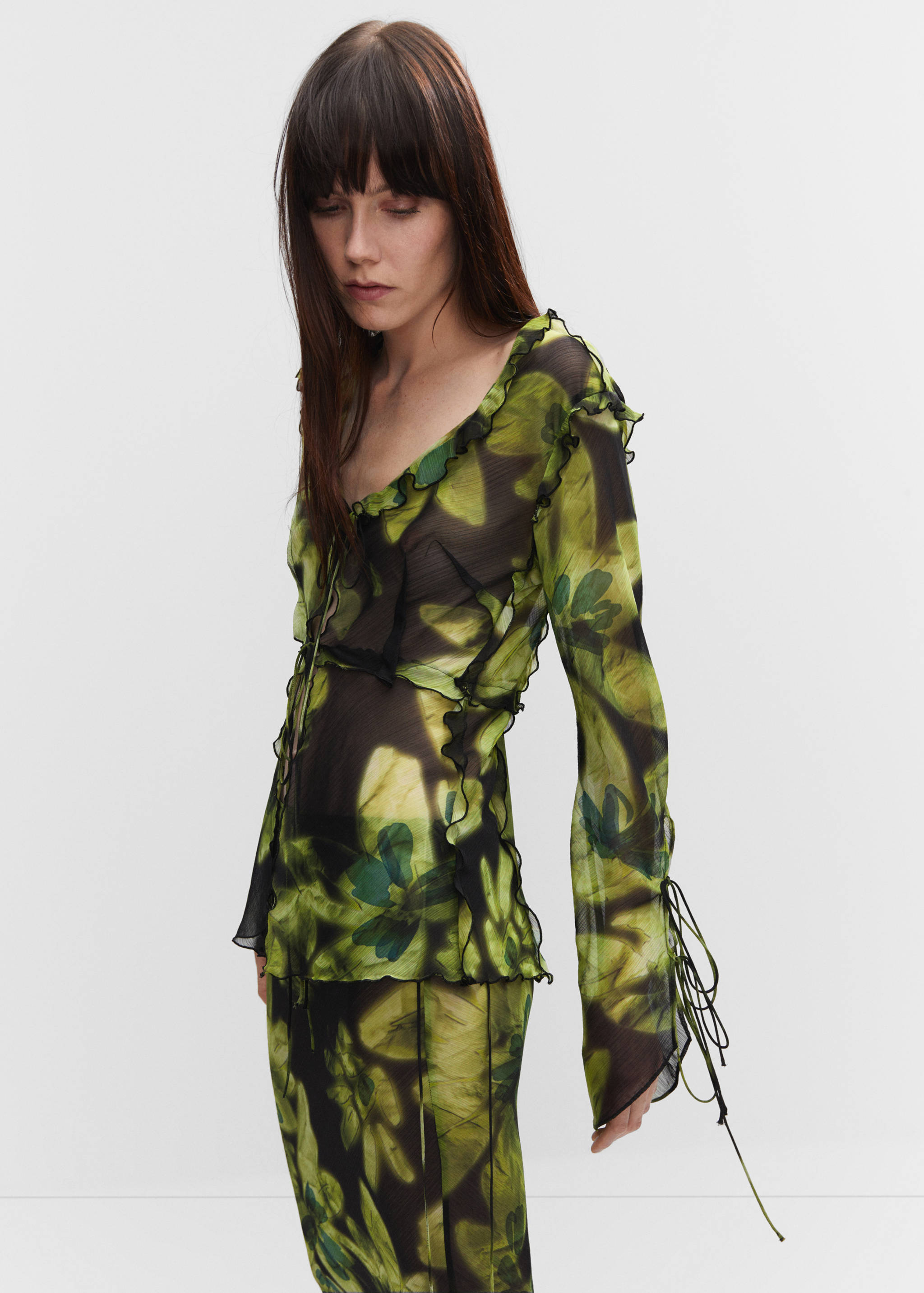 Floral chiffon blouse - Details of the article 1