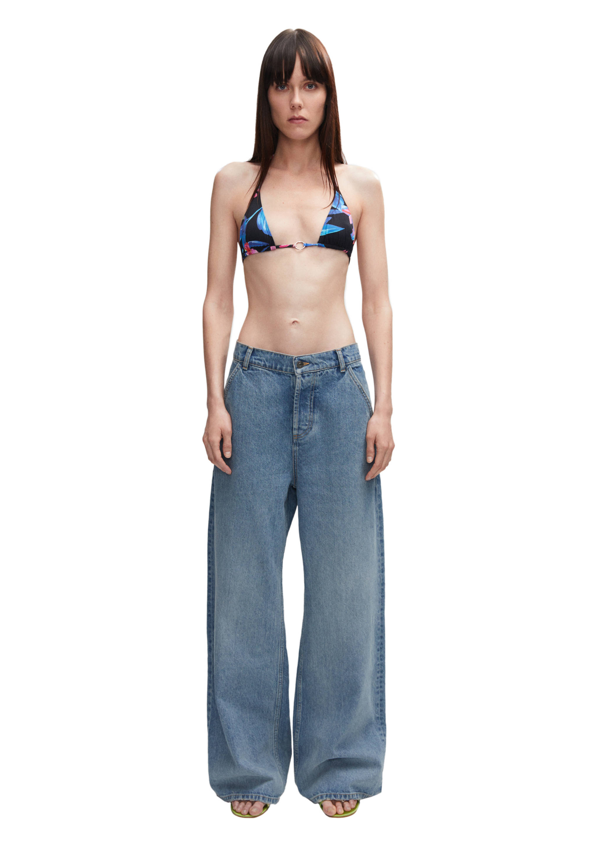 Low-rise loose-fit wideleg jeans - Details of the article 2