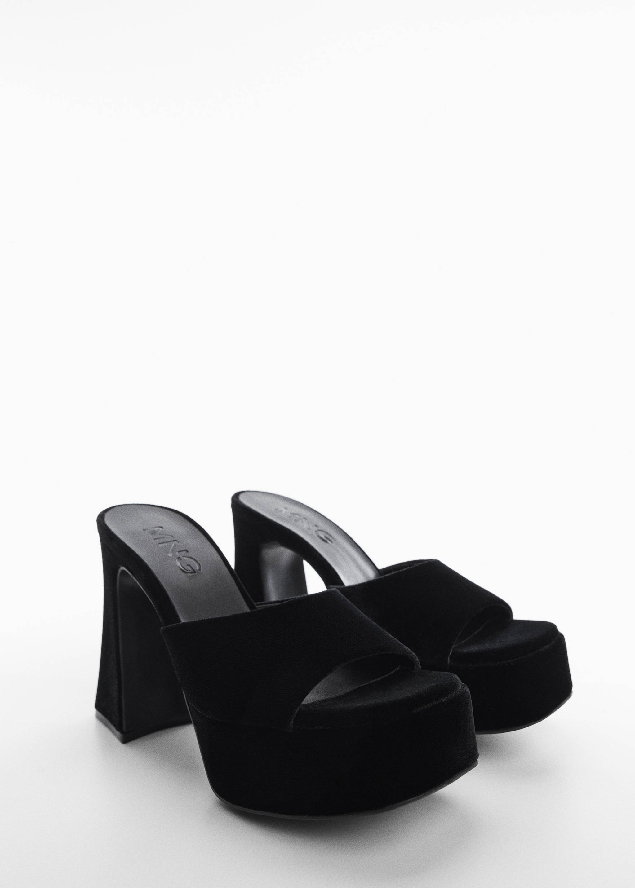 Platform velvet sandals - Details of the article 1