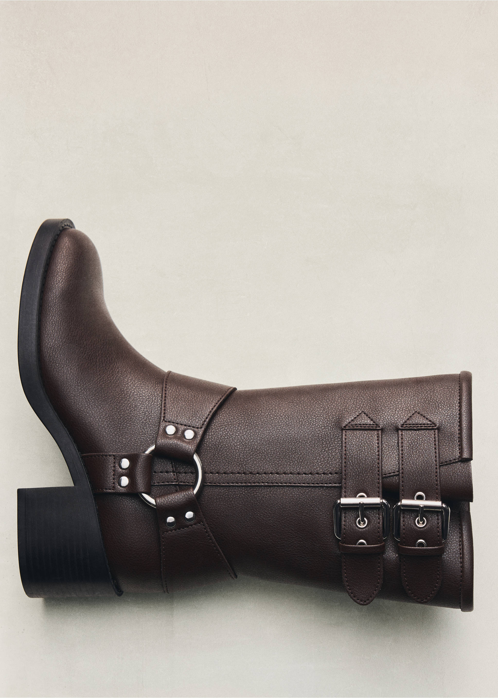Dark brown ankle boot with harness ring and double side buckle straps., Chocolate. Ref: 47081328-00.