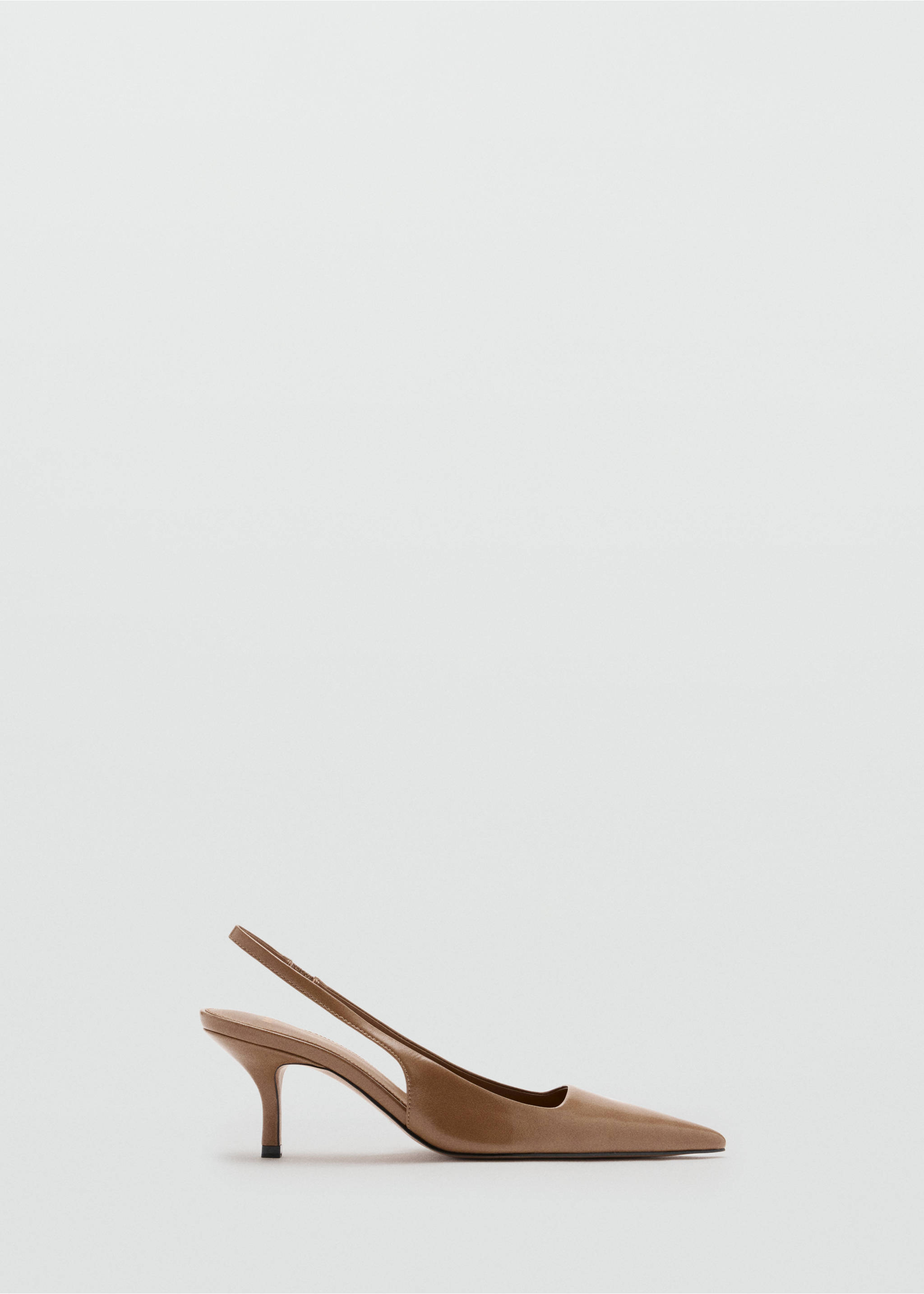 Tan patent pointed-toe slingback shoe with a low heel., Nude. Ref: 47081332-00.