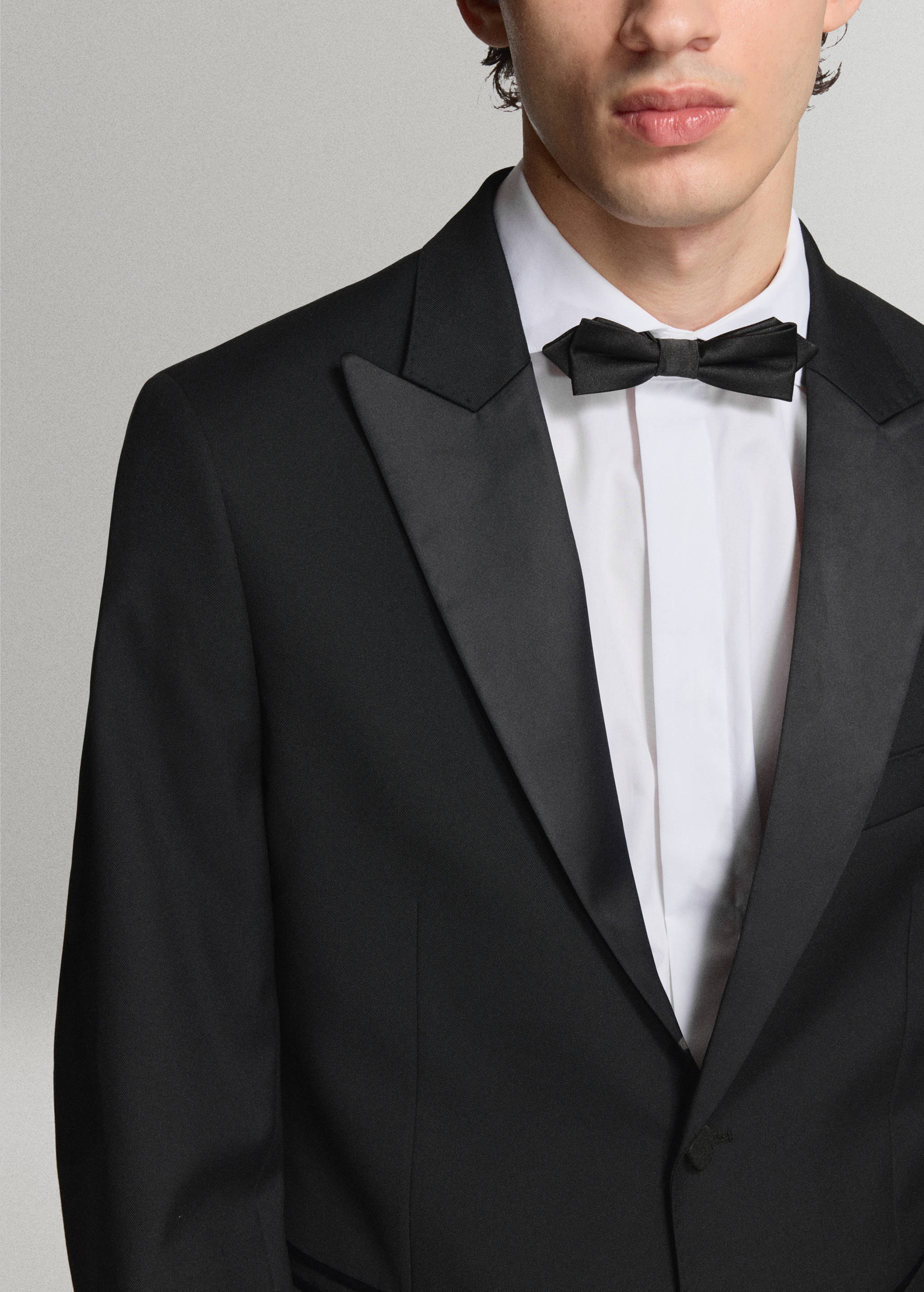 Smoking-Anzug-Sakko mit satinierten Revers, Slim Fit - Detail des Artikels 3