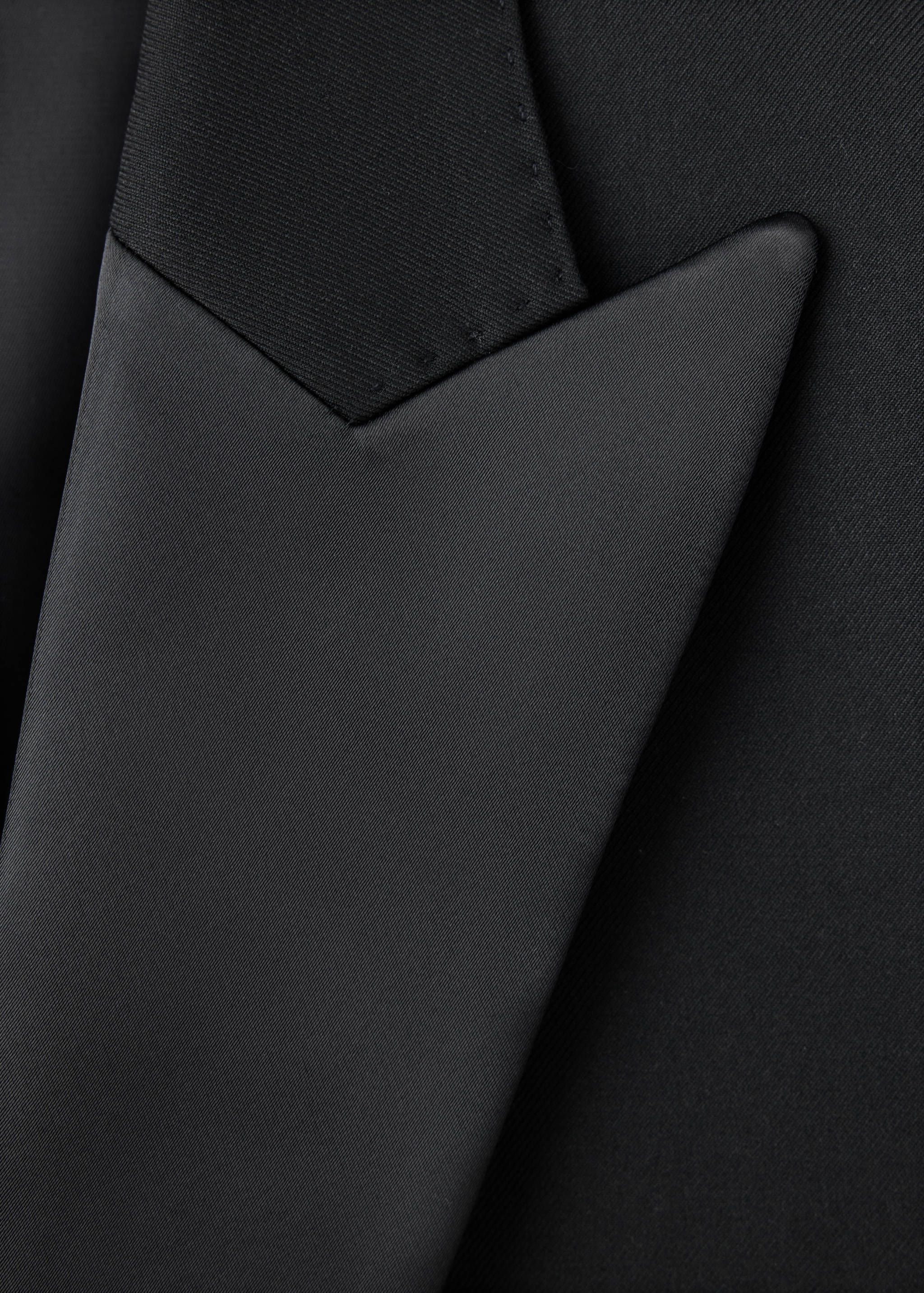Smoking-Anzug-Sakko mit satinierten Revers, Slim Fit - Detail des Artikels 8