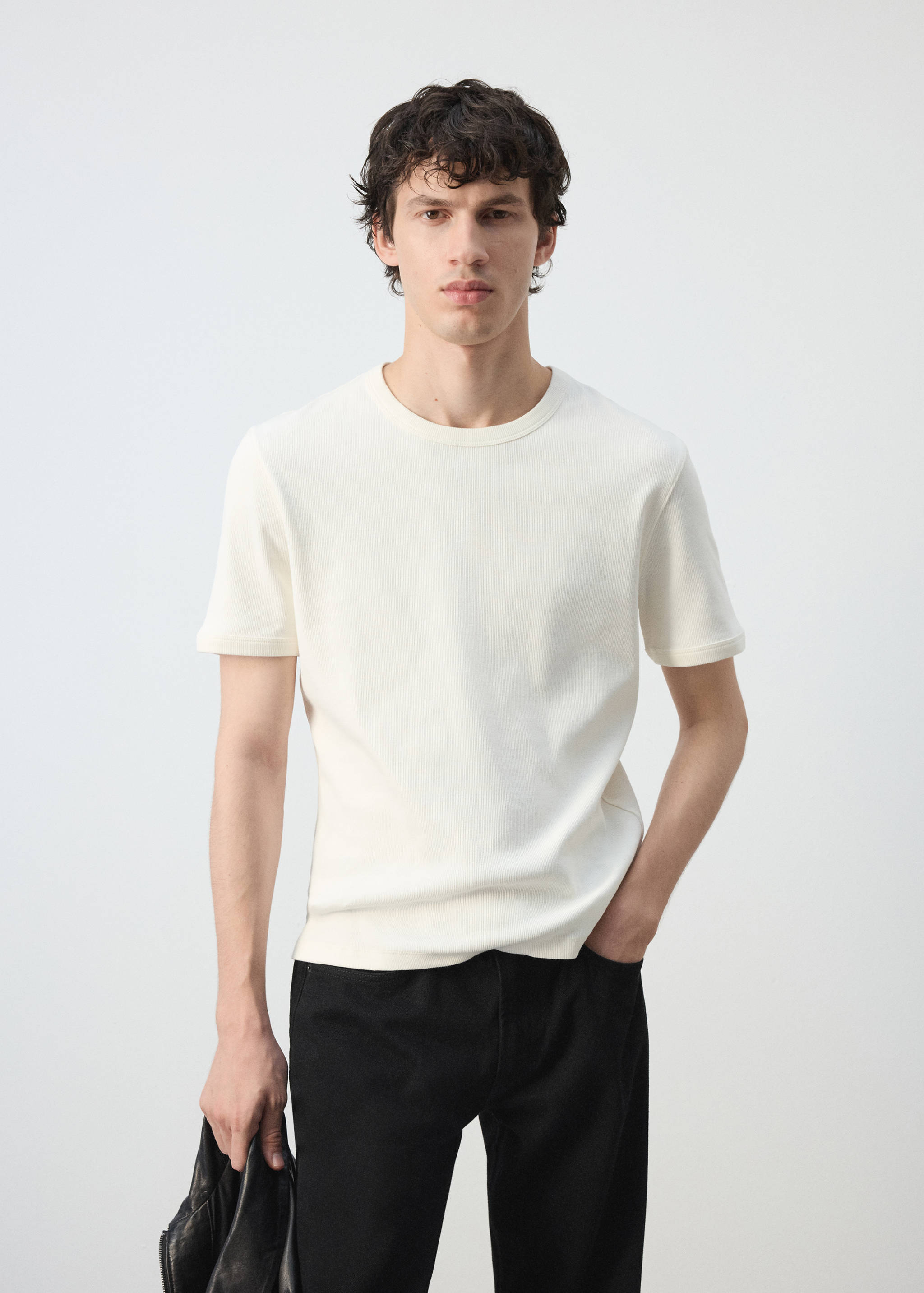 Slim-Fit-Ripp-T-Shirt aus Baumwolle - Mittlere Ansicht