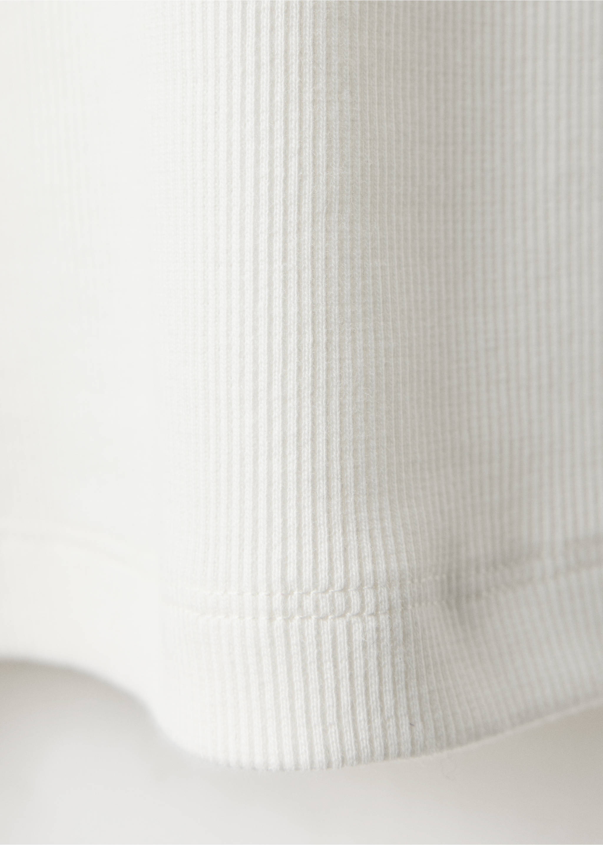 Slim-Fit-Ripp-T-Shirt aus Baumwolle - Detail des Artikels 0, Weiß. Ref: 47081474-00.