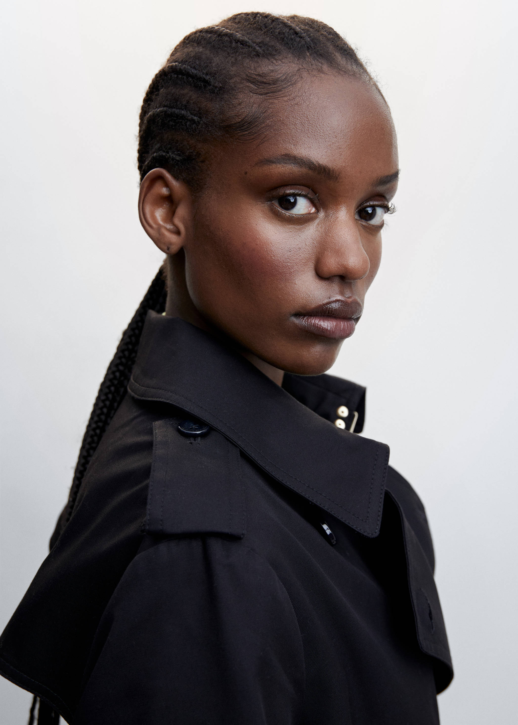 Classic trench coat with belt - Details of the article 5