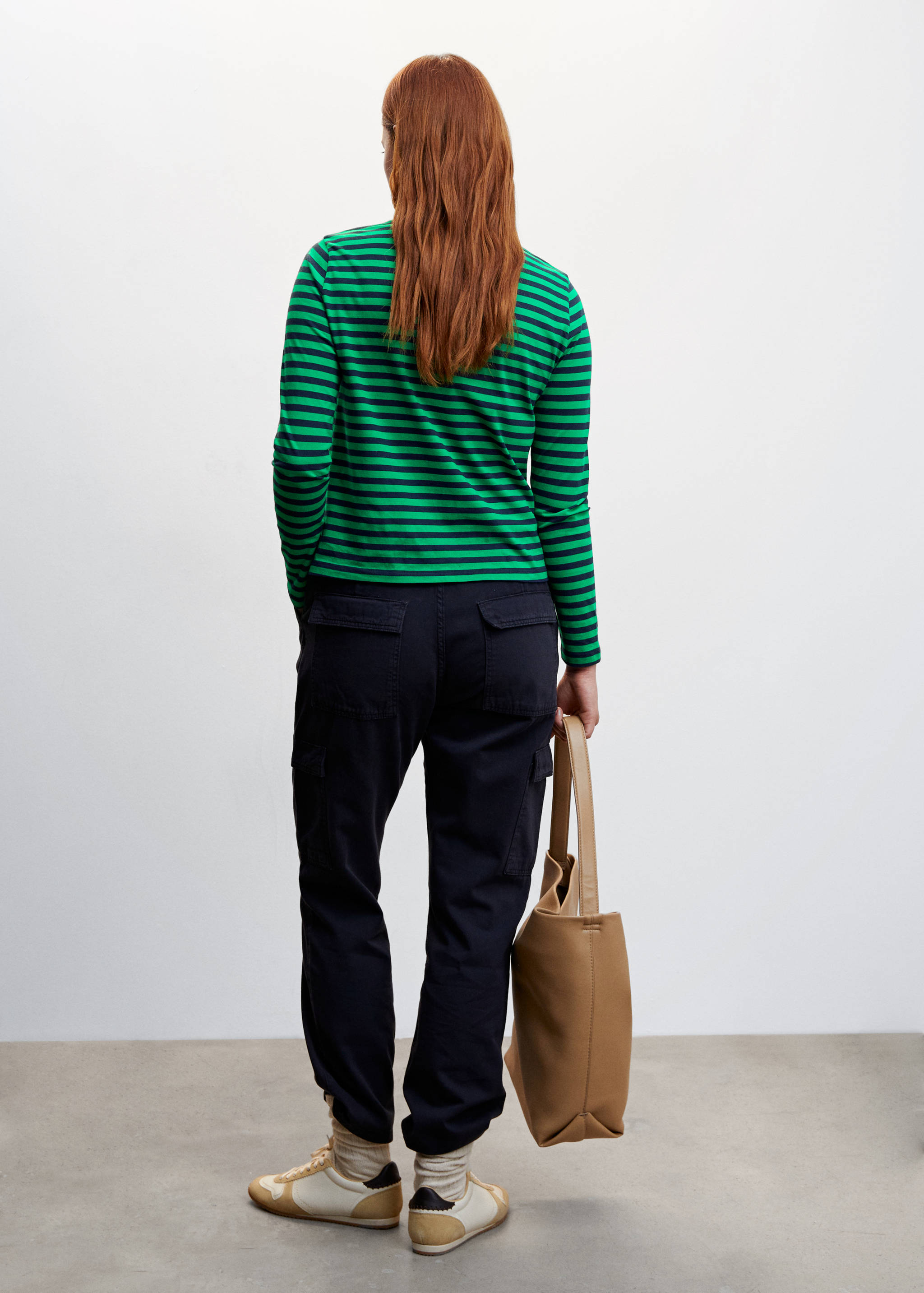 Striped 100% cotton t-shirt - Reverse of the article