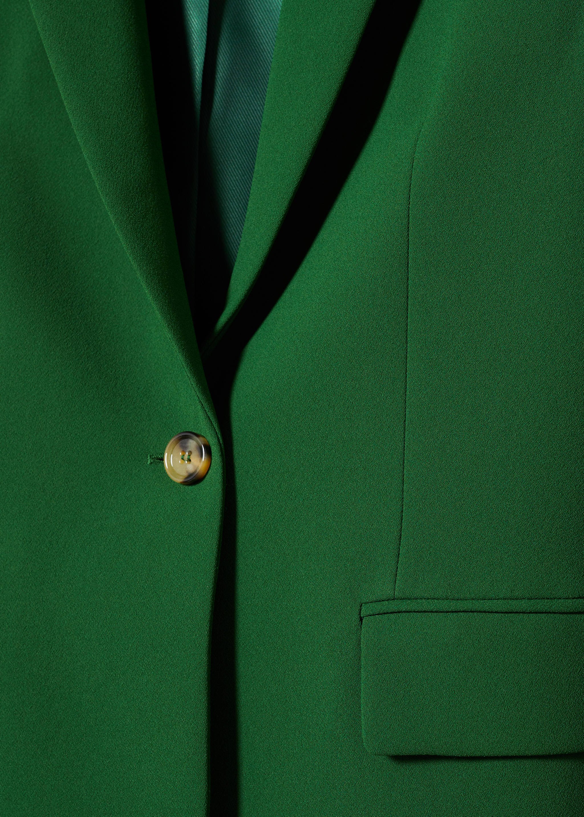 Suit jacket with buttons  - Details of the article 8