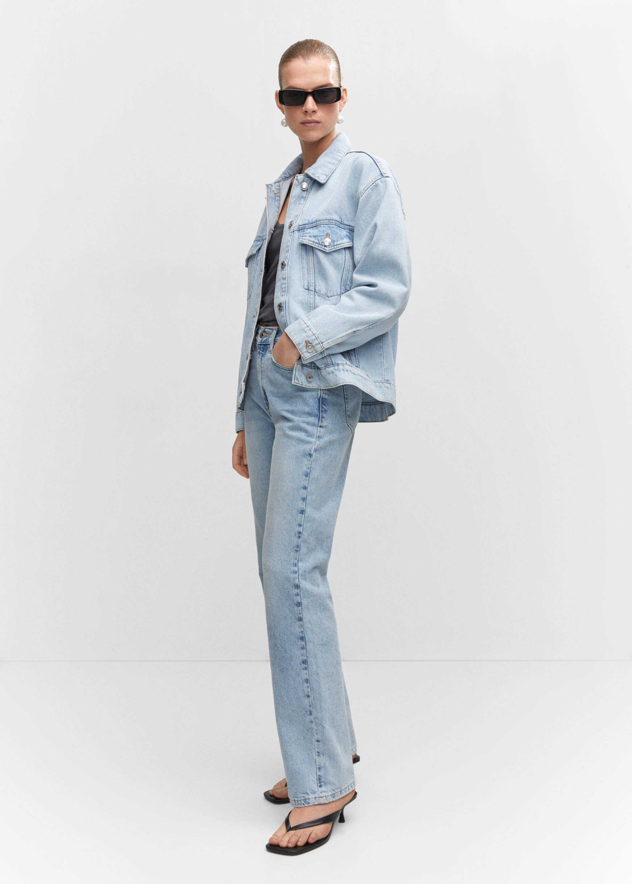 Cazadora oversize denim - Plano general