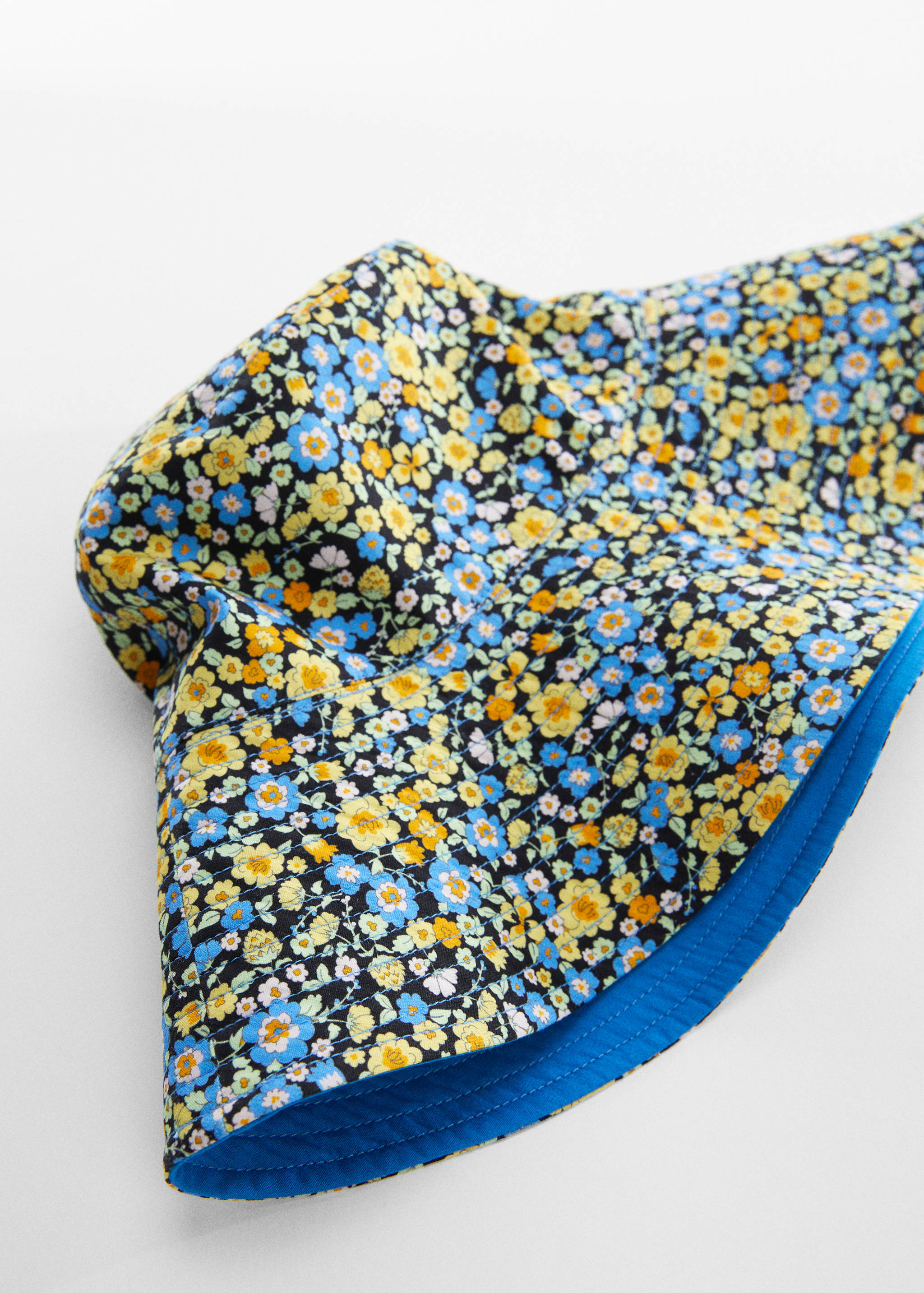 Bucket print hat - Details of the article 1