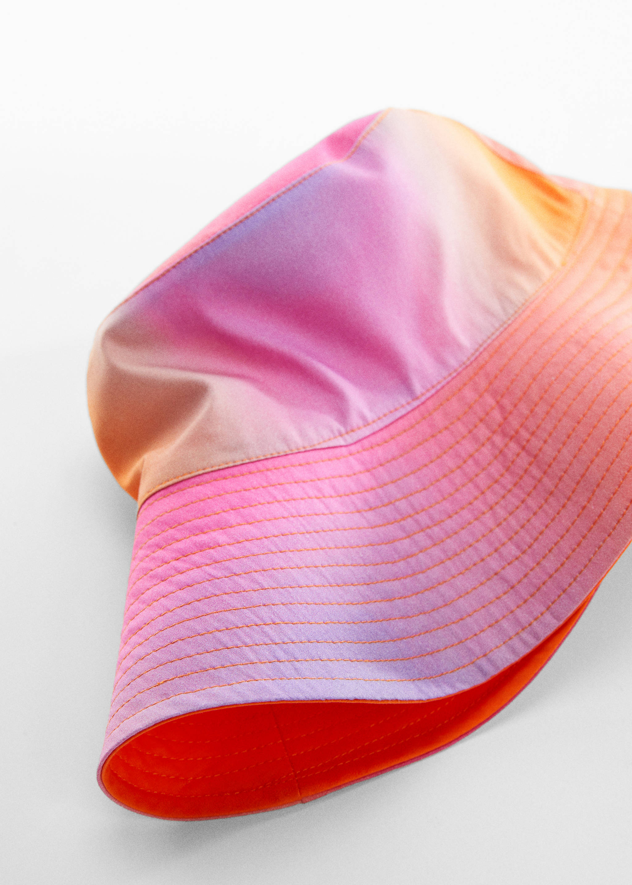 Bucket print hat - Details of the article 1