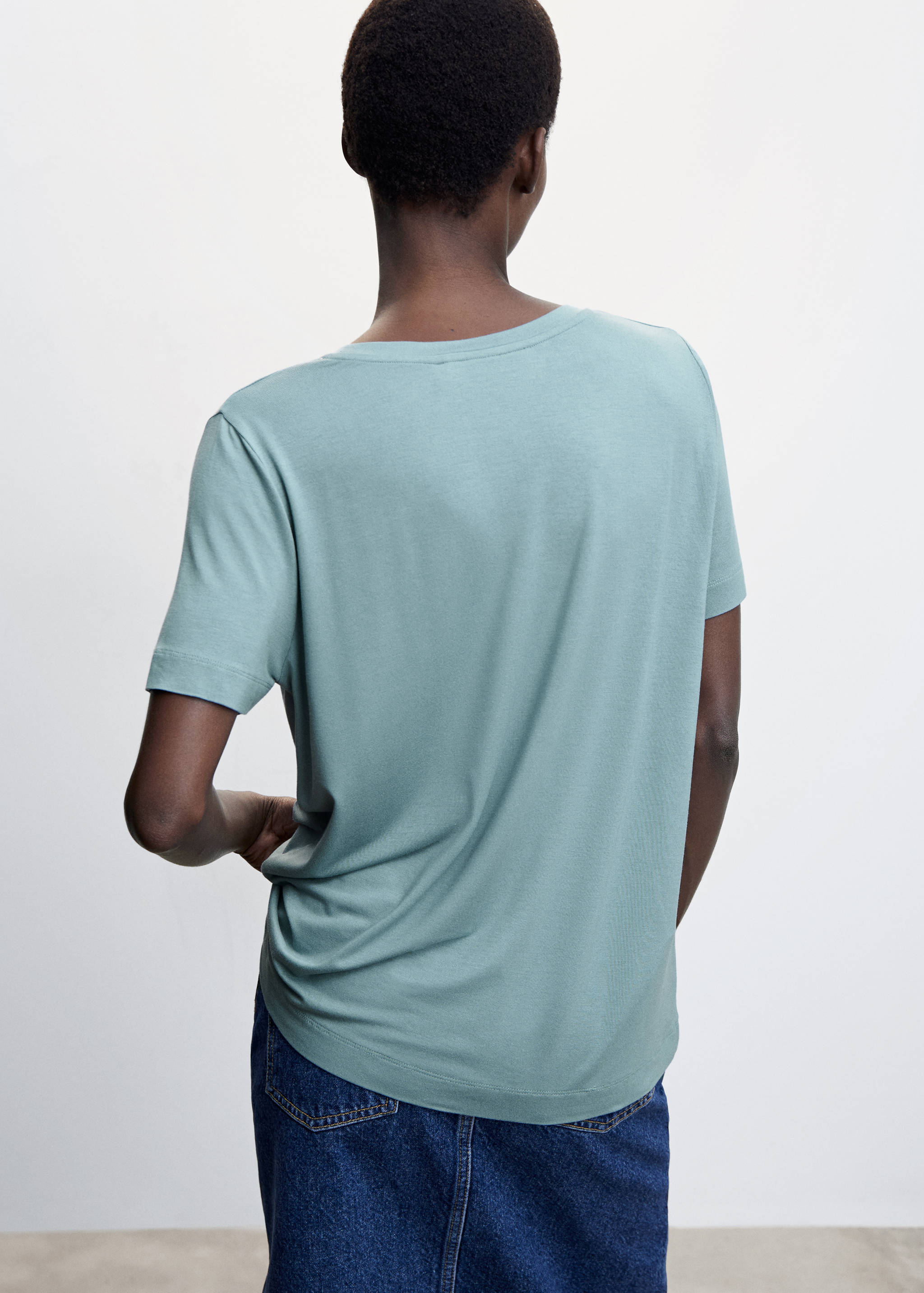 T-shirt fluide col V - Verso de l’article