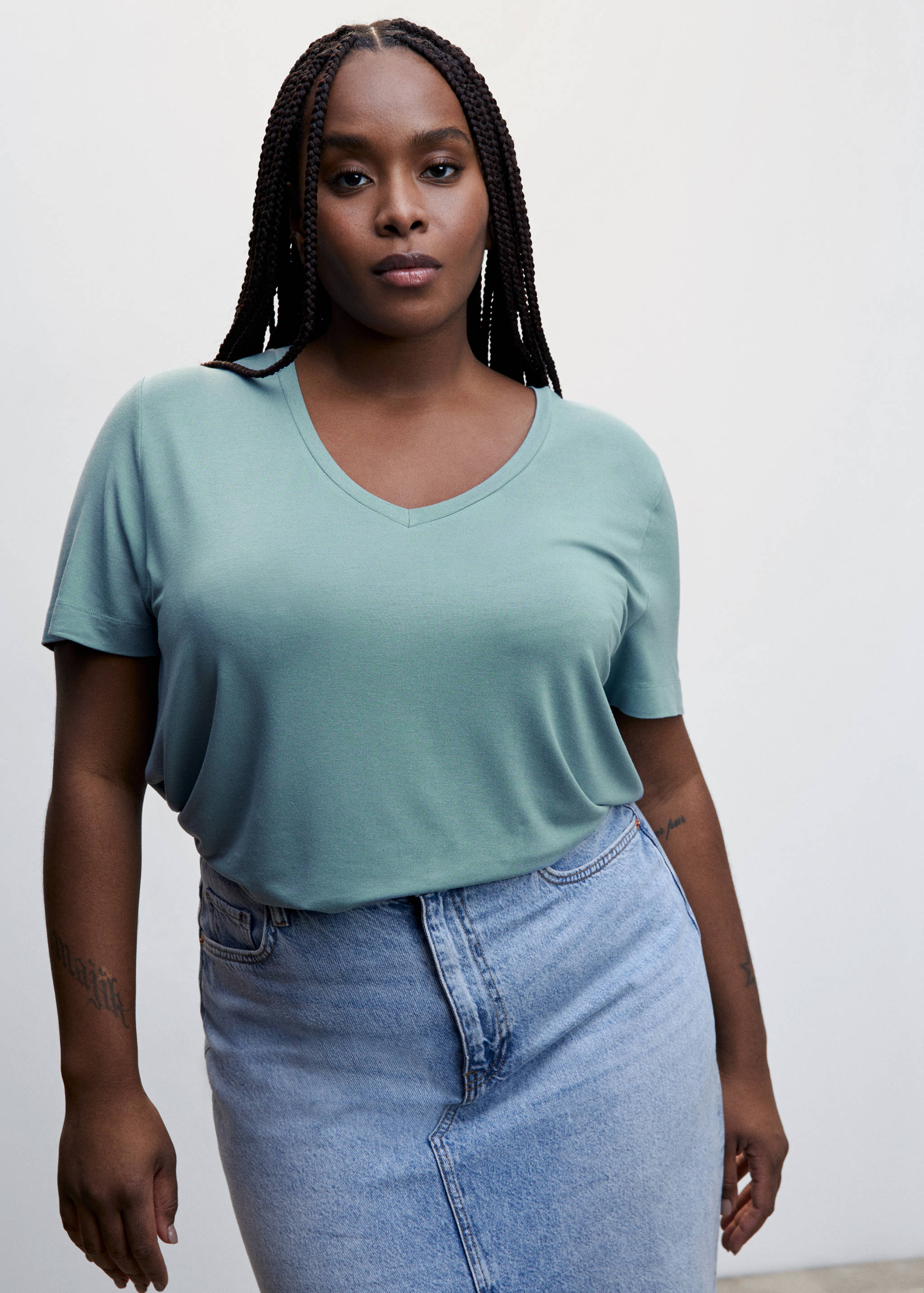 T-shirt fluide col V - Détail de l'article 5