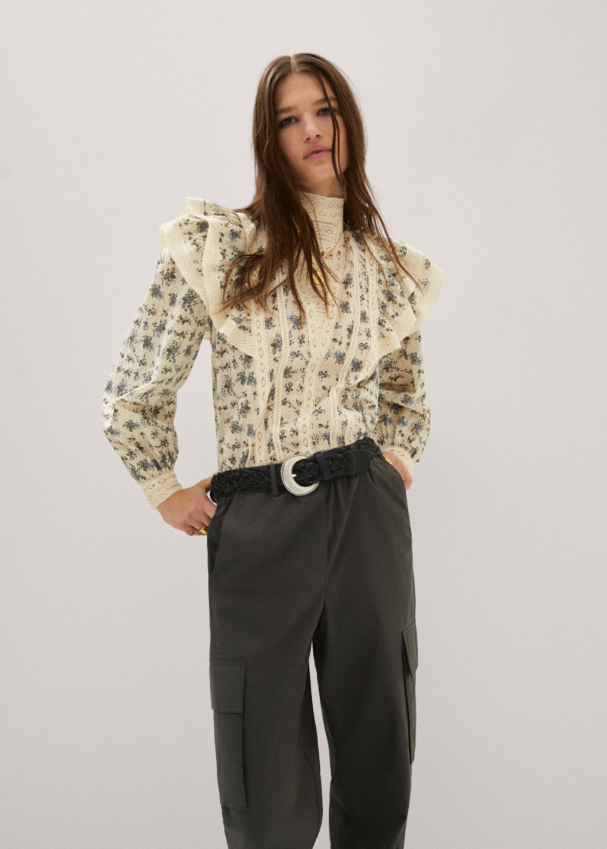 Брюки-карго с карманами - Деталь изделия 1