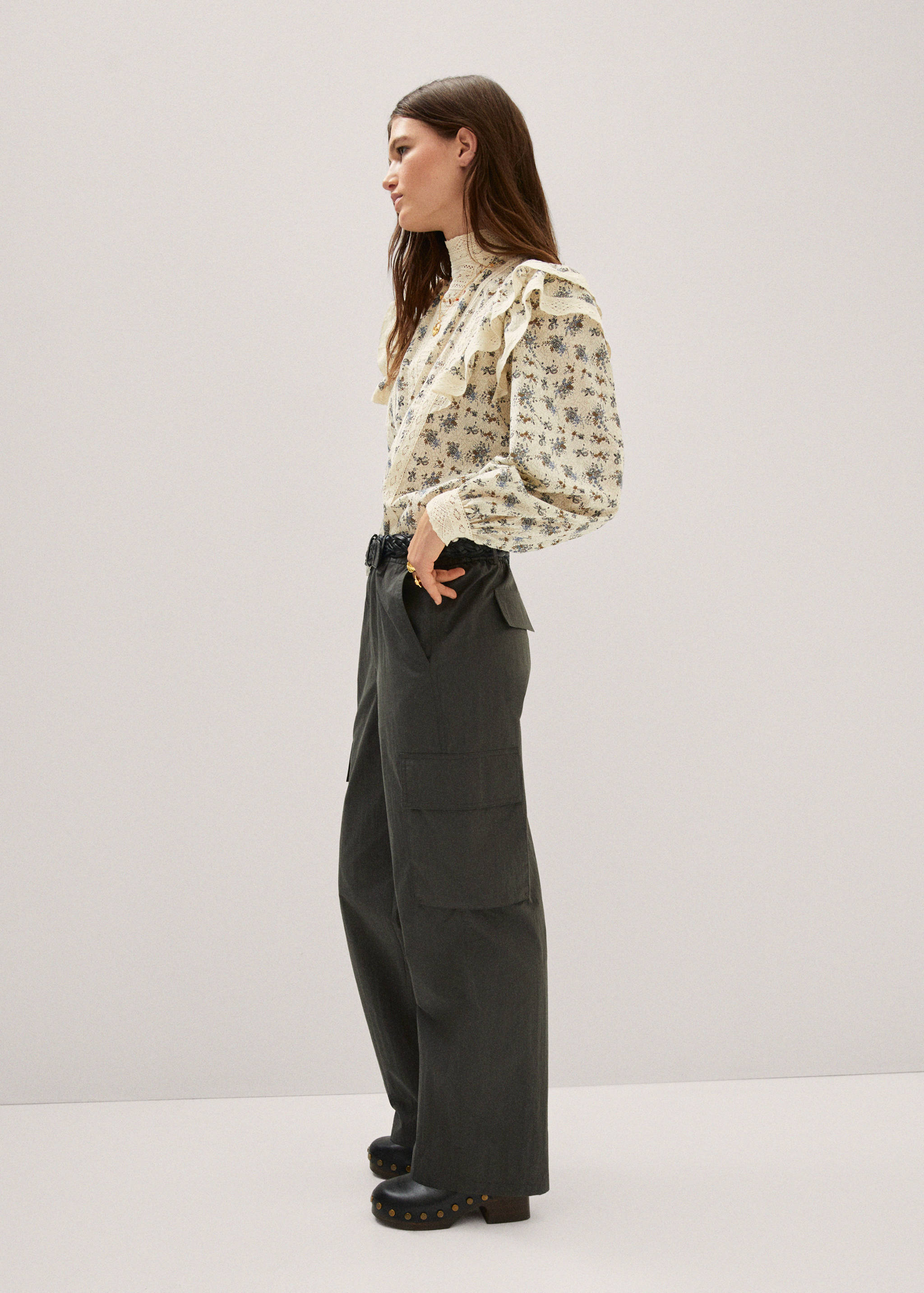 Брюки-карго с карманами - Деталь изделия 2