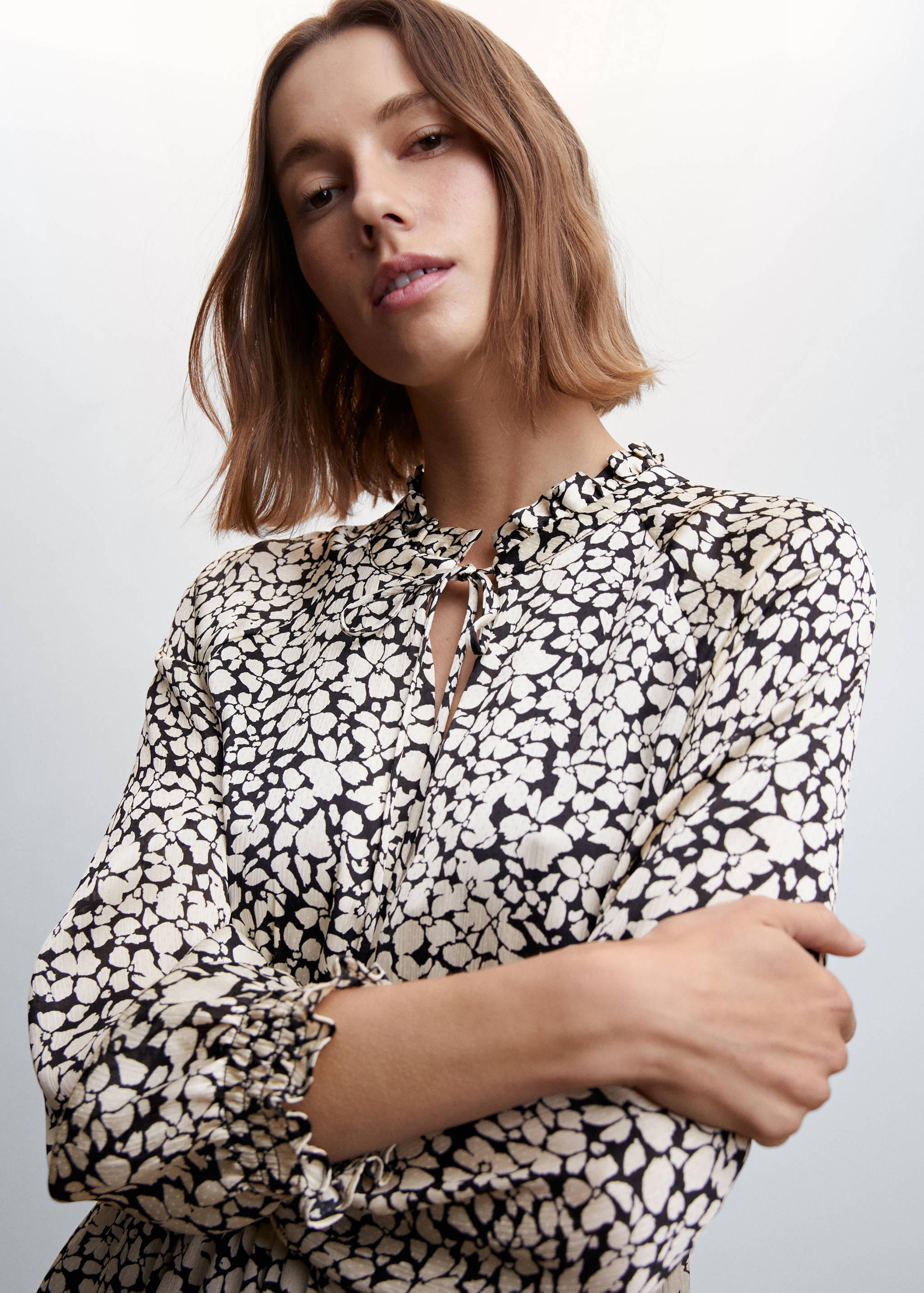 Floral ruffled dress - Details of the article 1