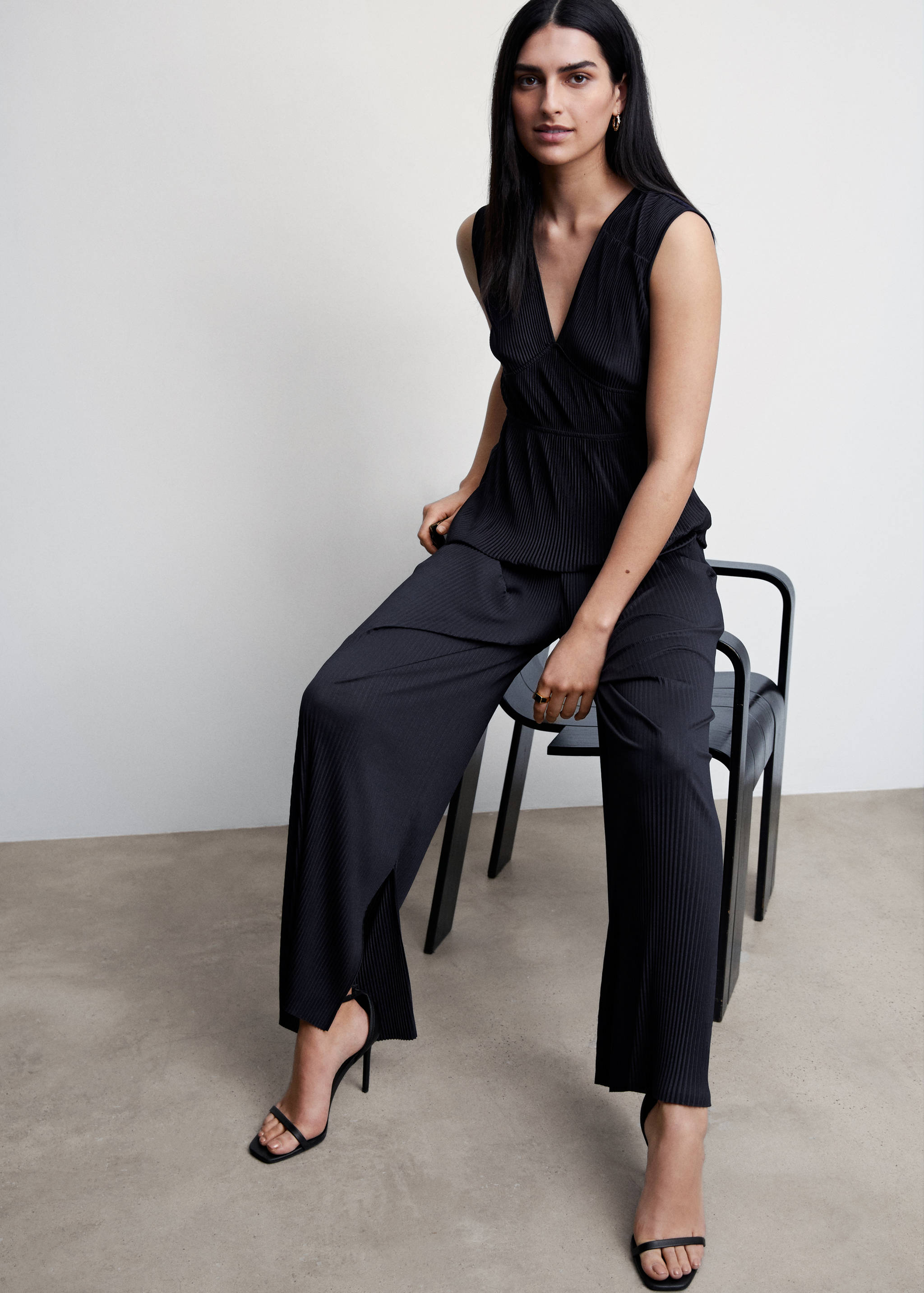 Pantalón palazzo plisado - Detalle del artículo 2