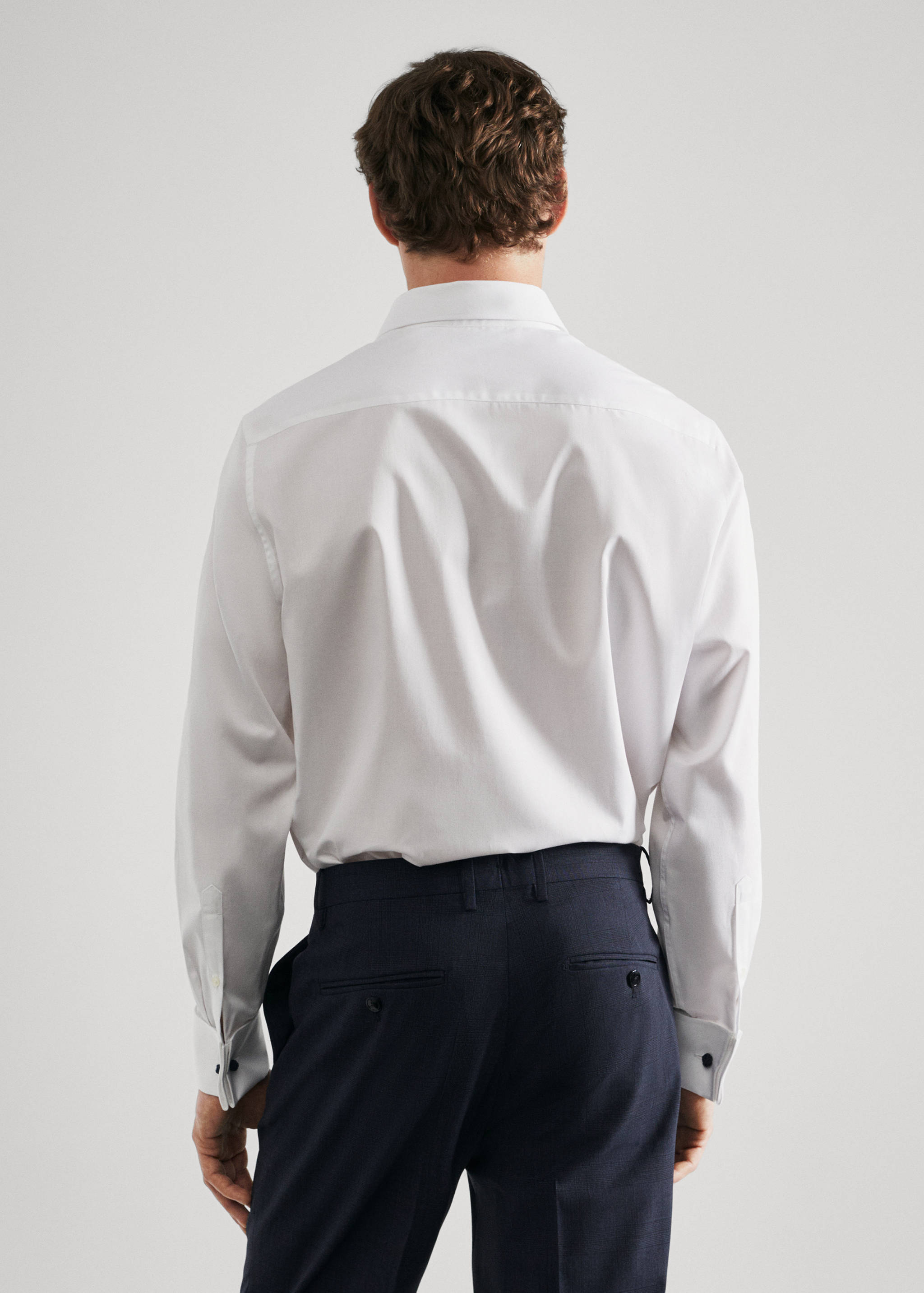 Camisa traje regular fit gemelos - Reverso del artículo