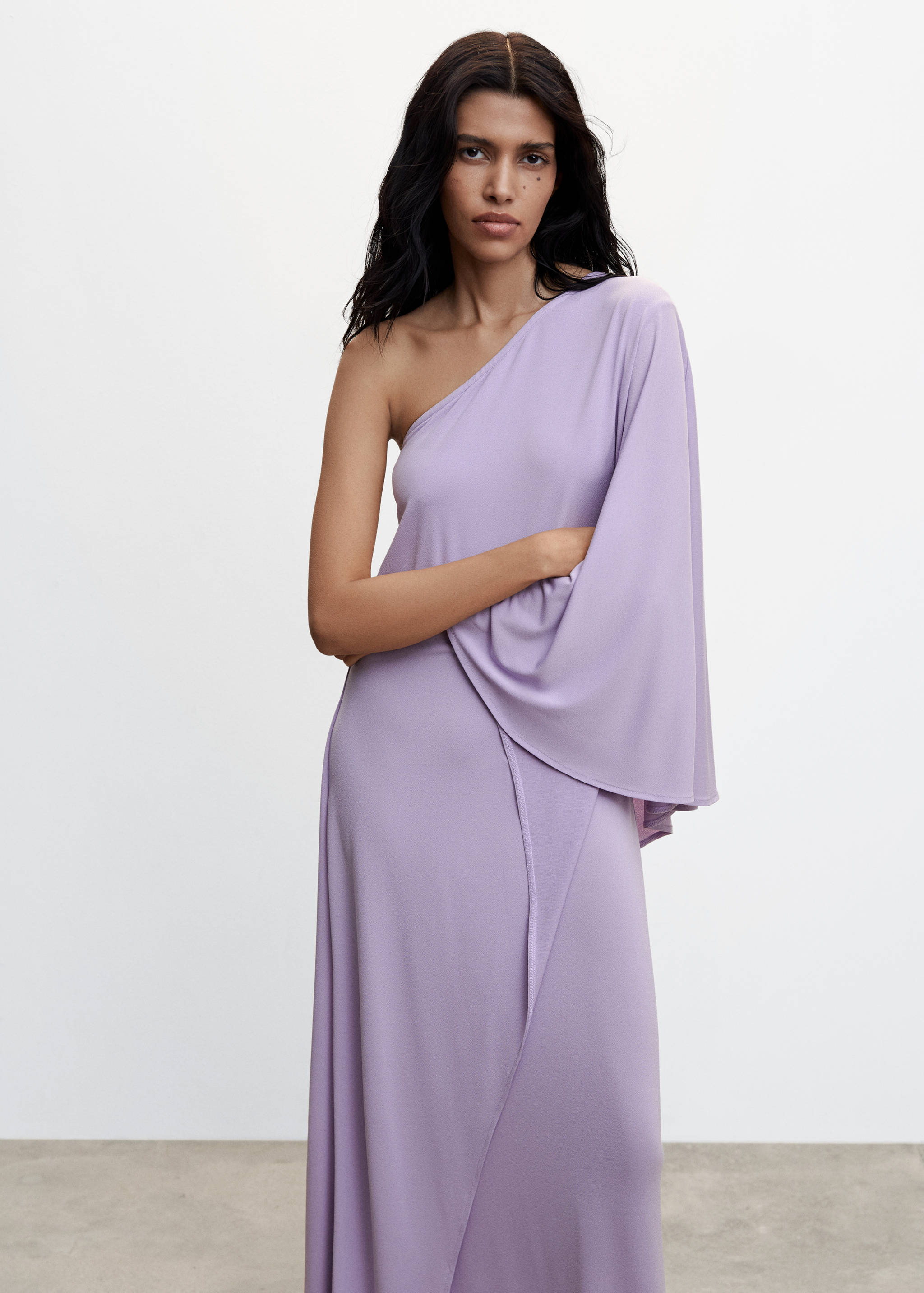 Asymmetrical sleeve dress - Medium plane