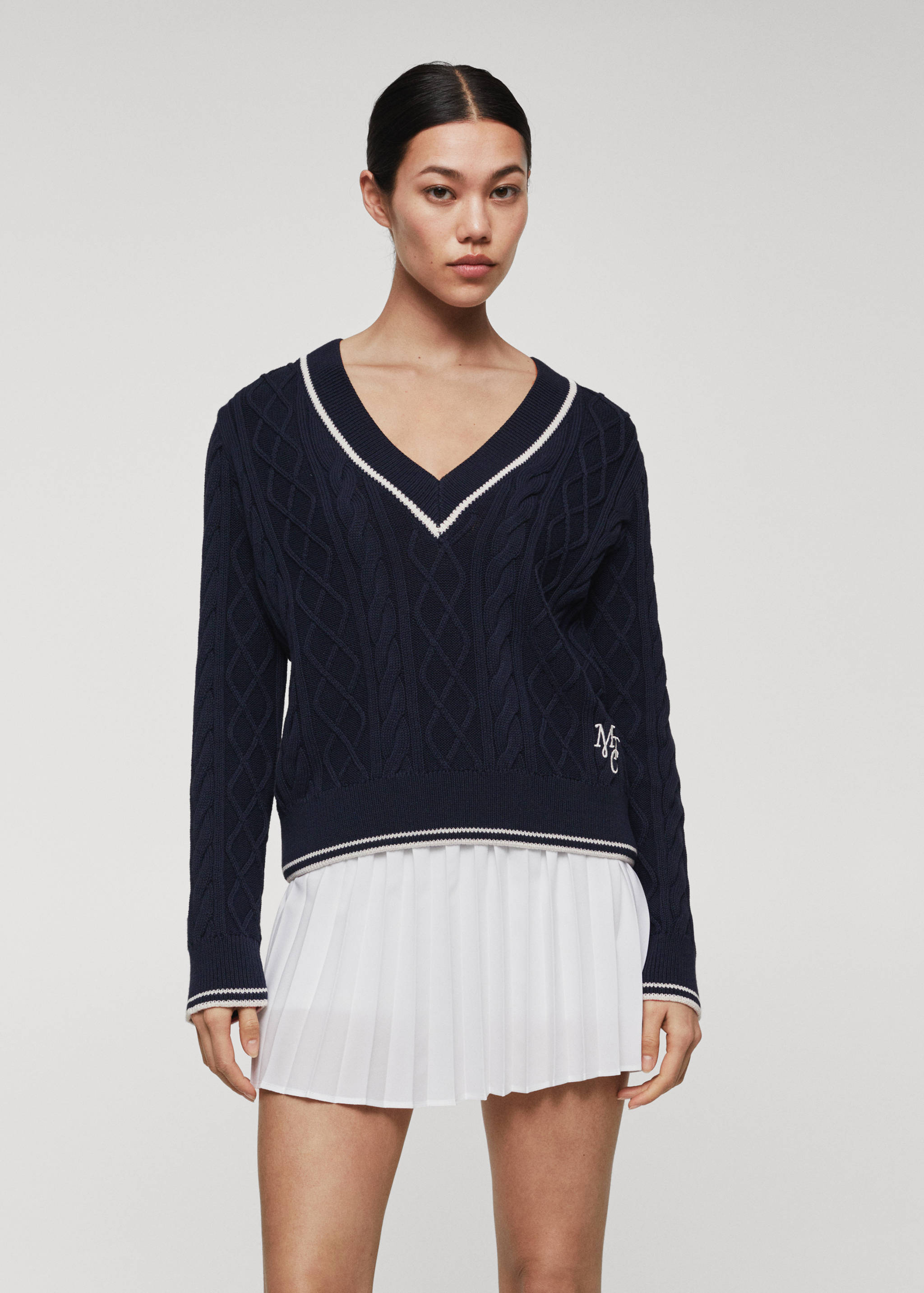 Pull-over torsades col V - Plan moyen