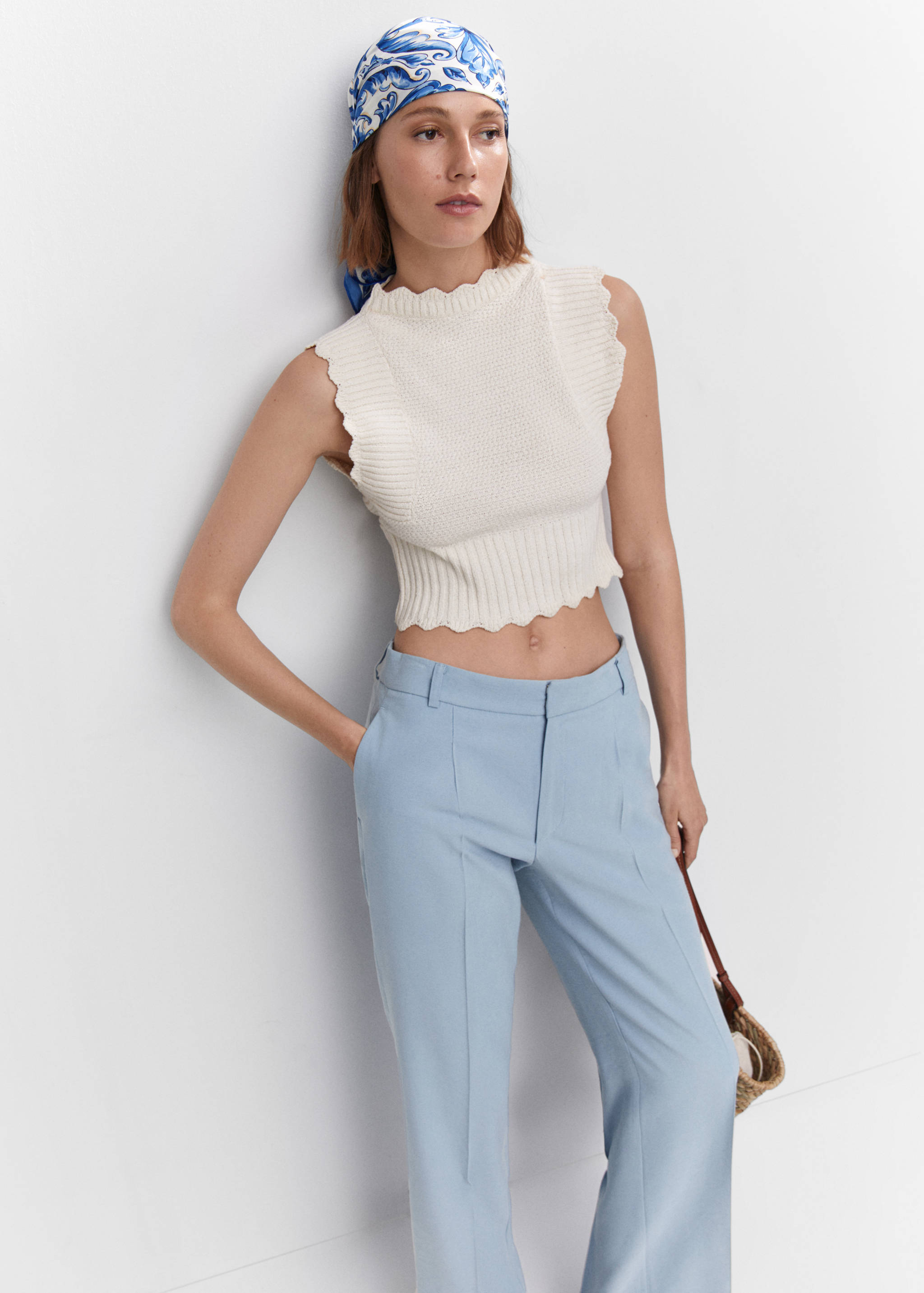 Straight-fit pleated trousers - Details of the article 2