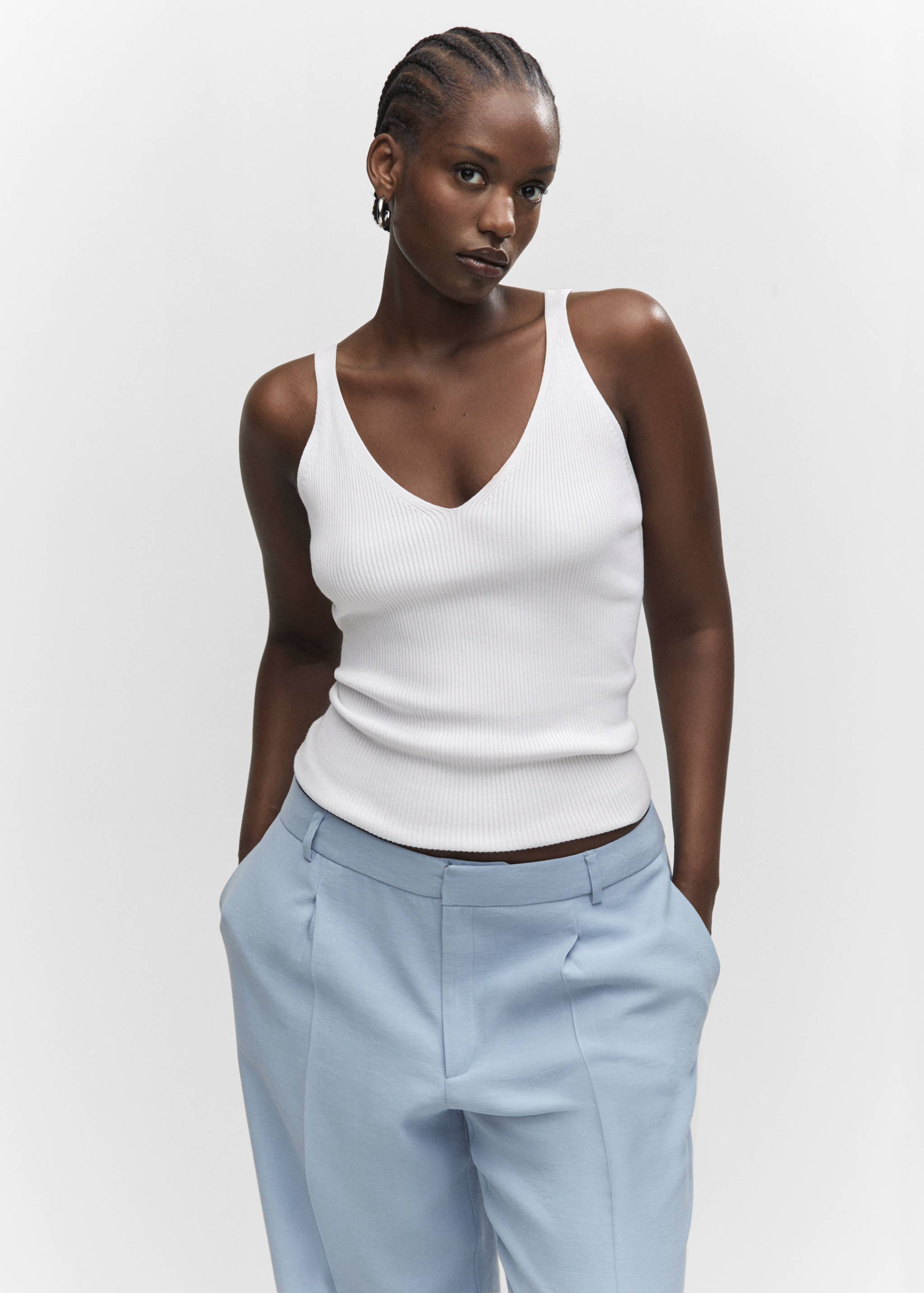 Straight-fit pleated trousers - Details of the article 5