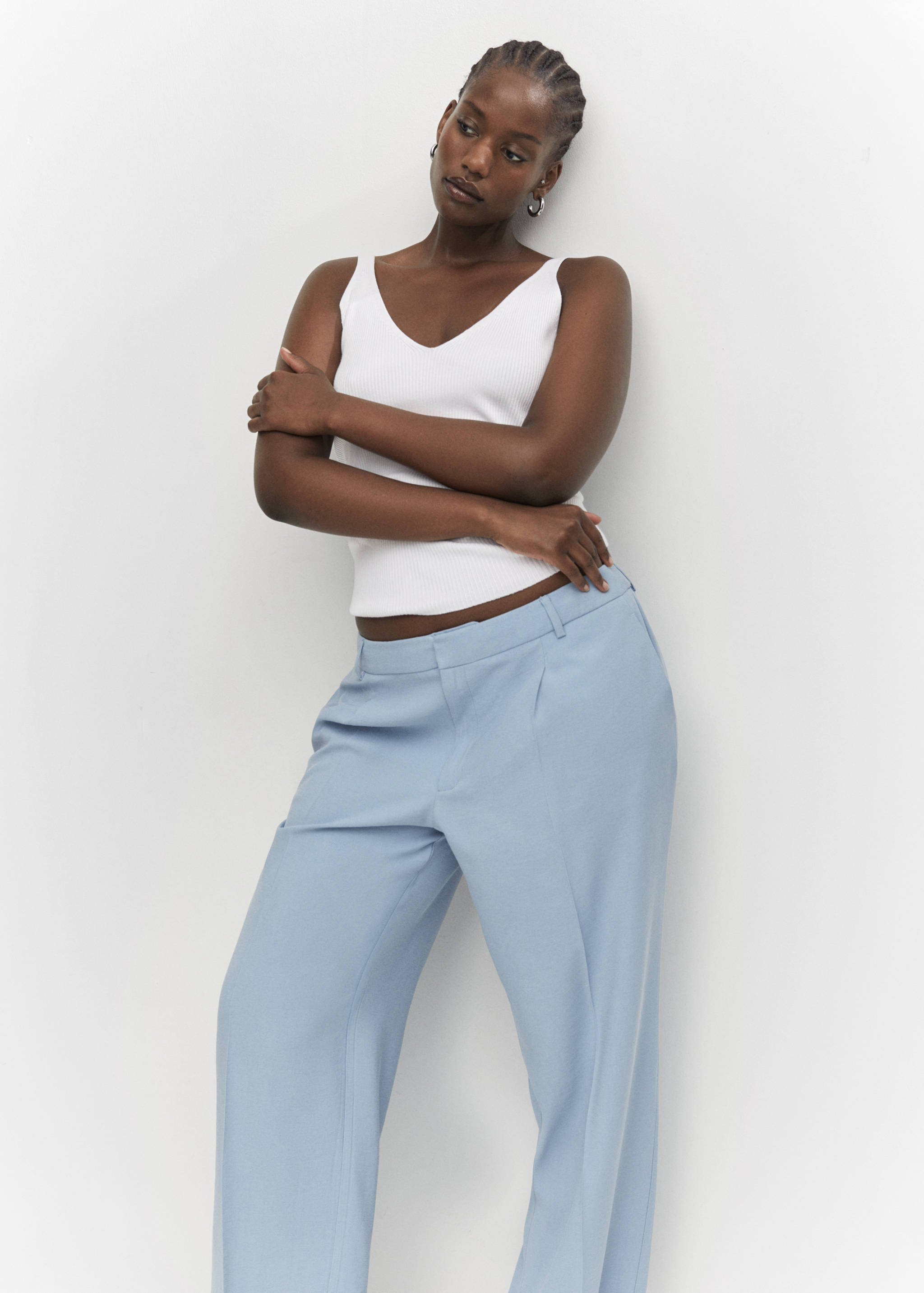 Straight-fit pleated trousers - Details of the article 4