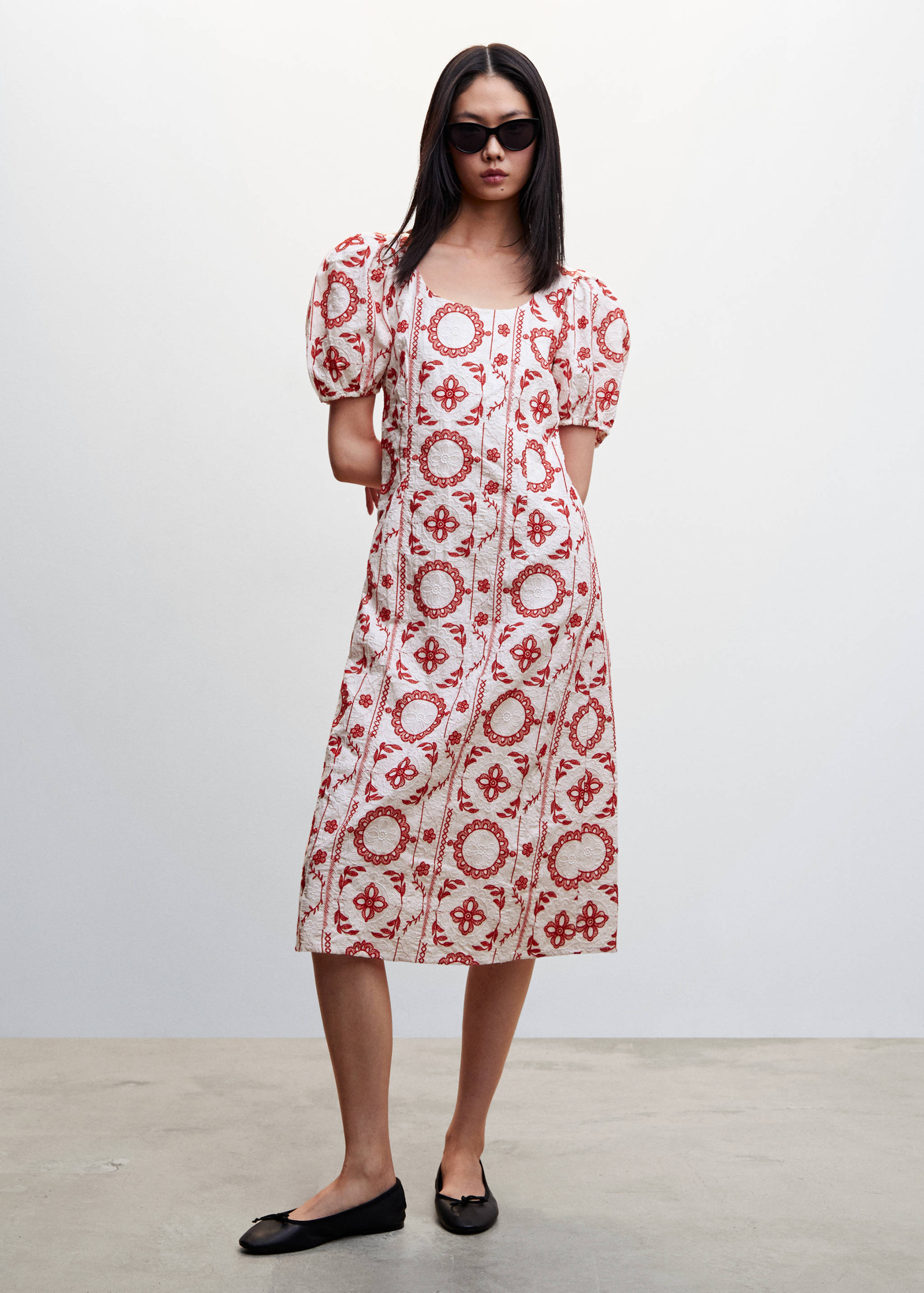 Embroidered cotton dress - General plane