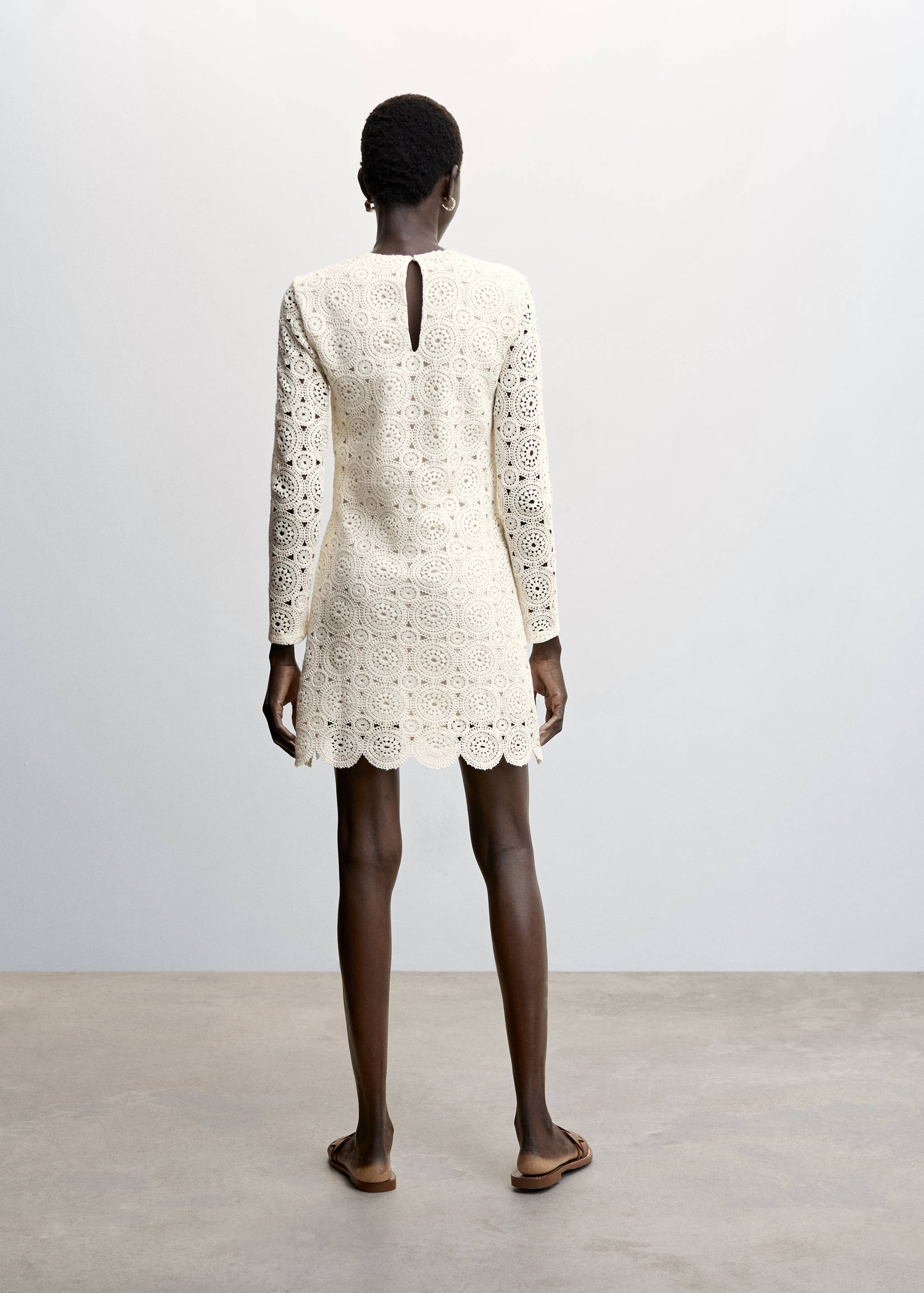 Ажурное платье - Обратная сторона изделия