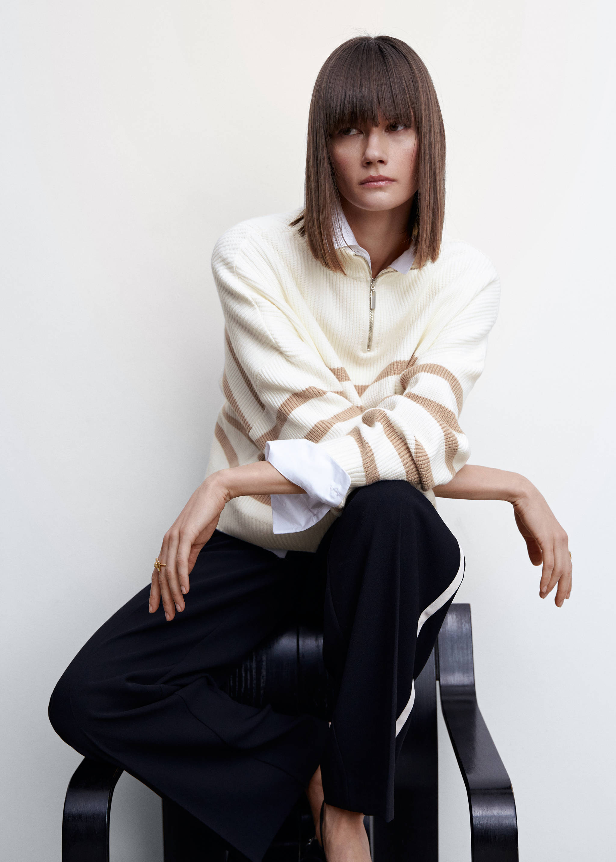 Striped sweater with zip - Details of the article 2