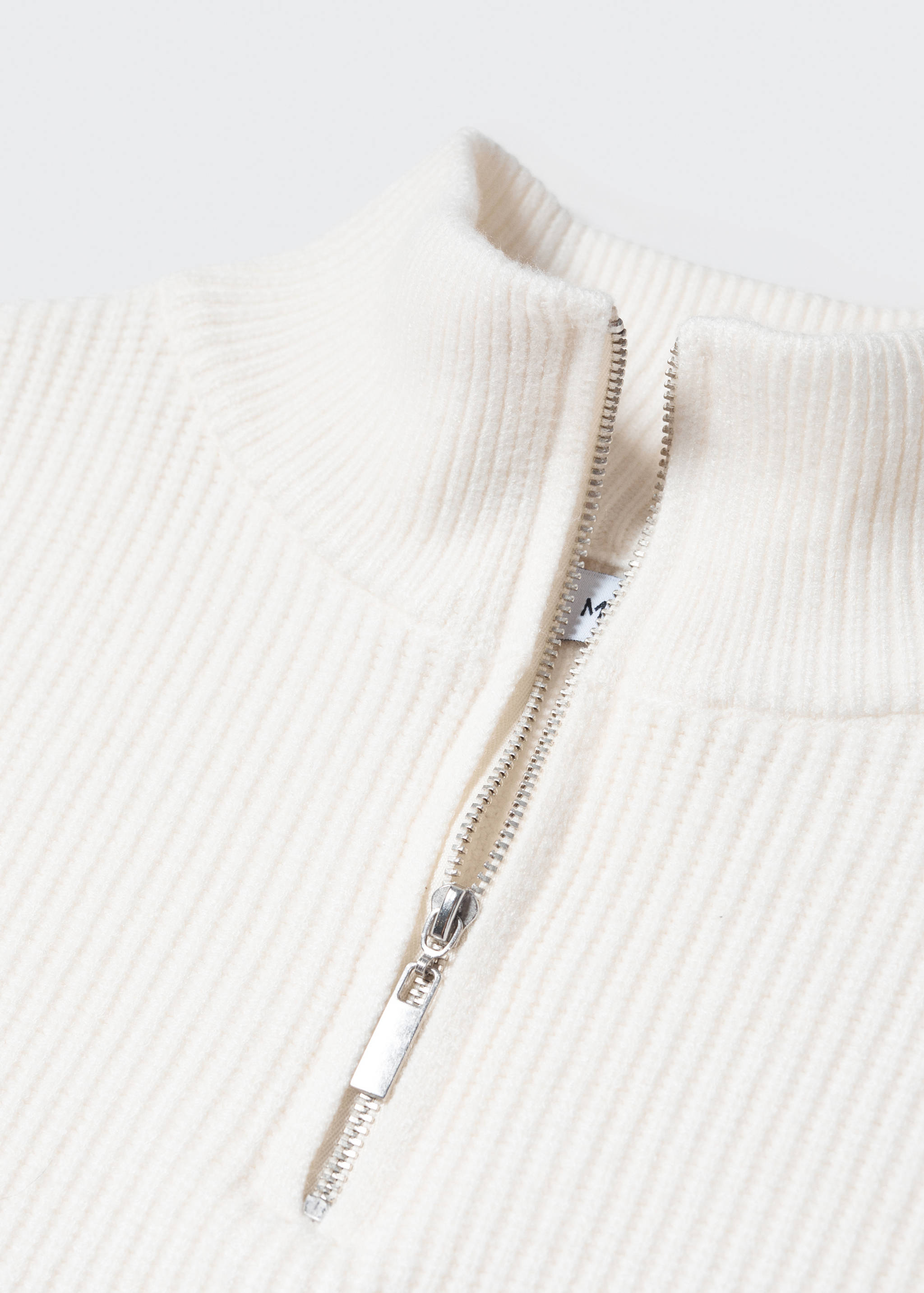 Striped sweater with zip - Details of the article 8