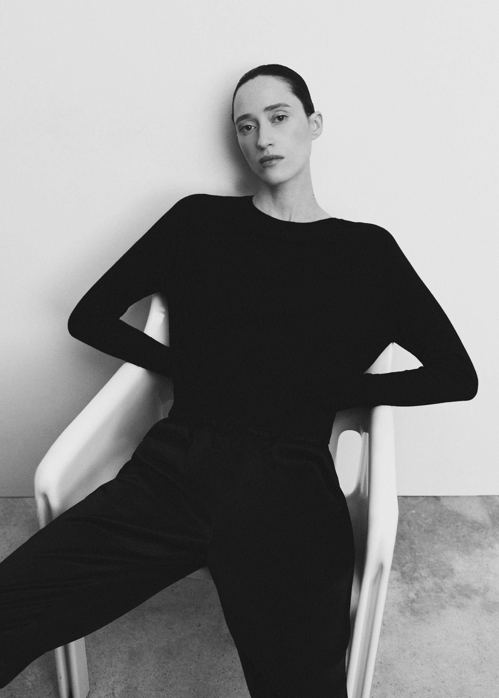 Satin pants with elastic waist - Details of the article 2