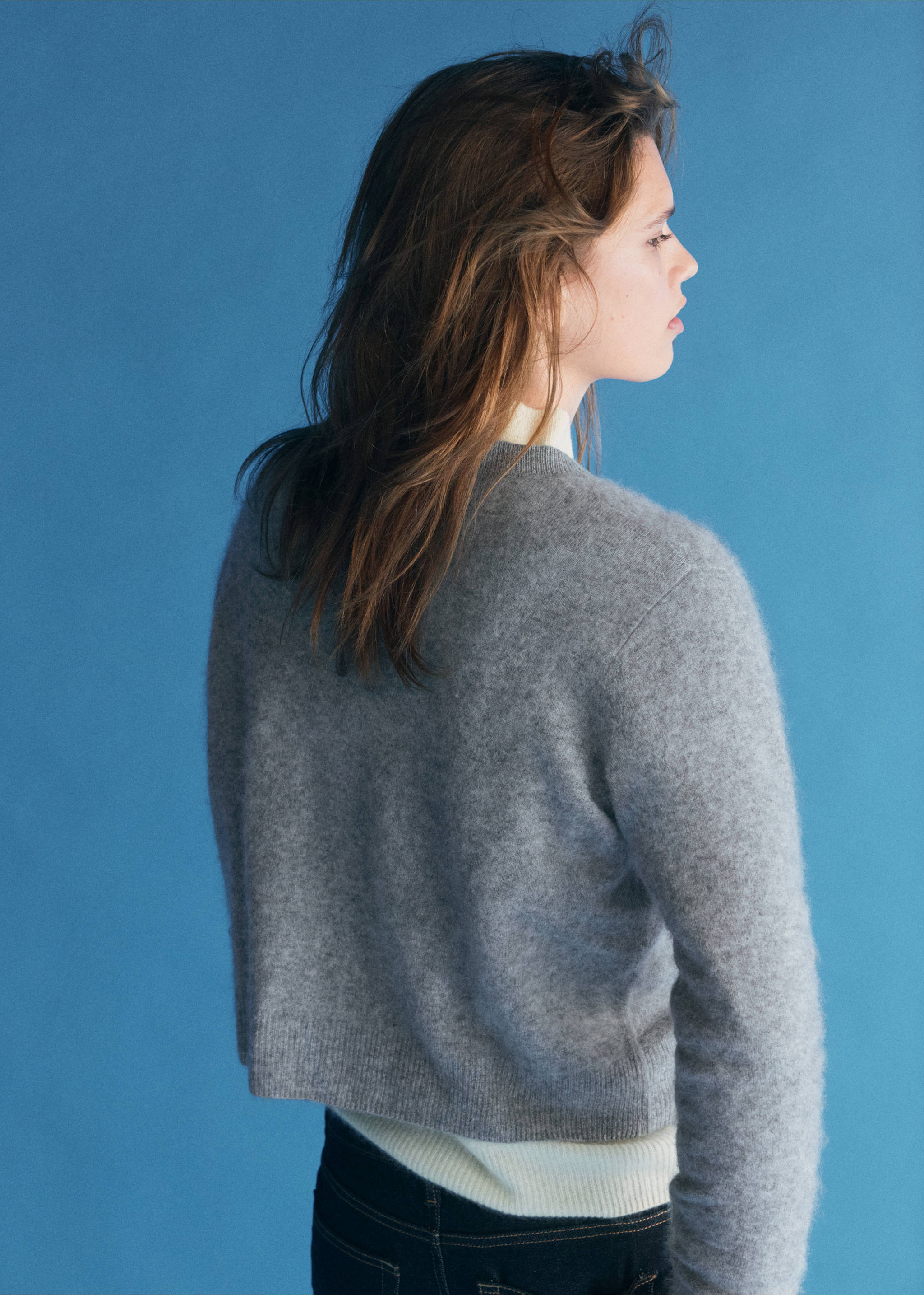 Grey knit cardigan with a ribbed crew neck and hem, shown from the back., Medium Heather Grey. Ref: 47091360-00.