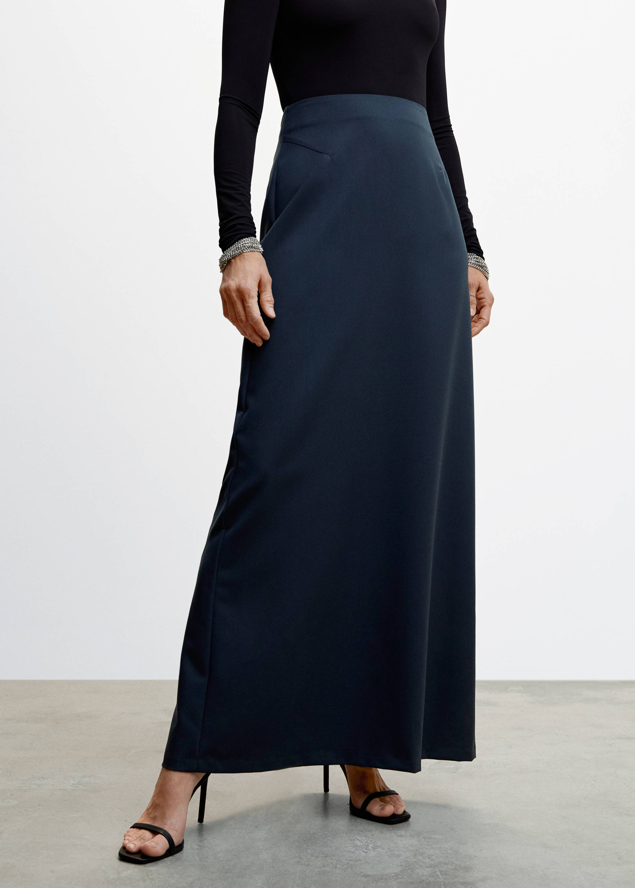 Flowy long skirt - Medium plane