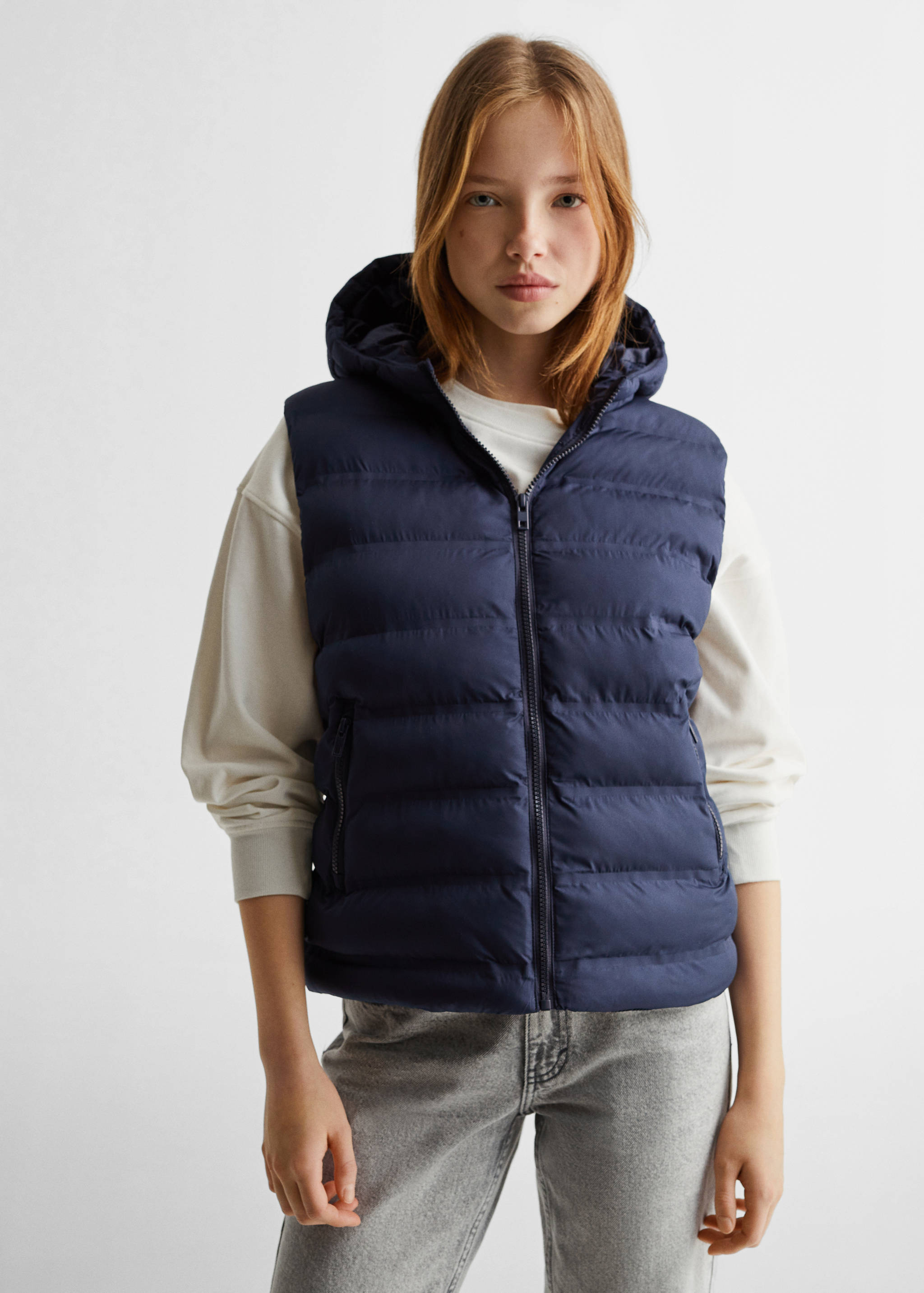 Стеганый жилет - Средний план