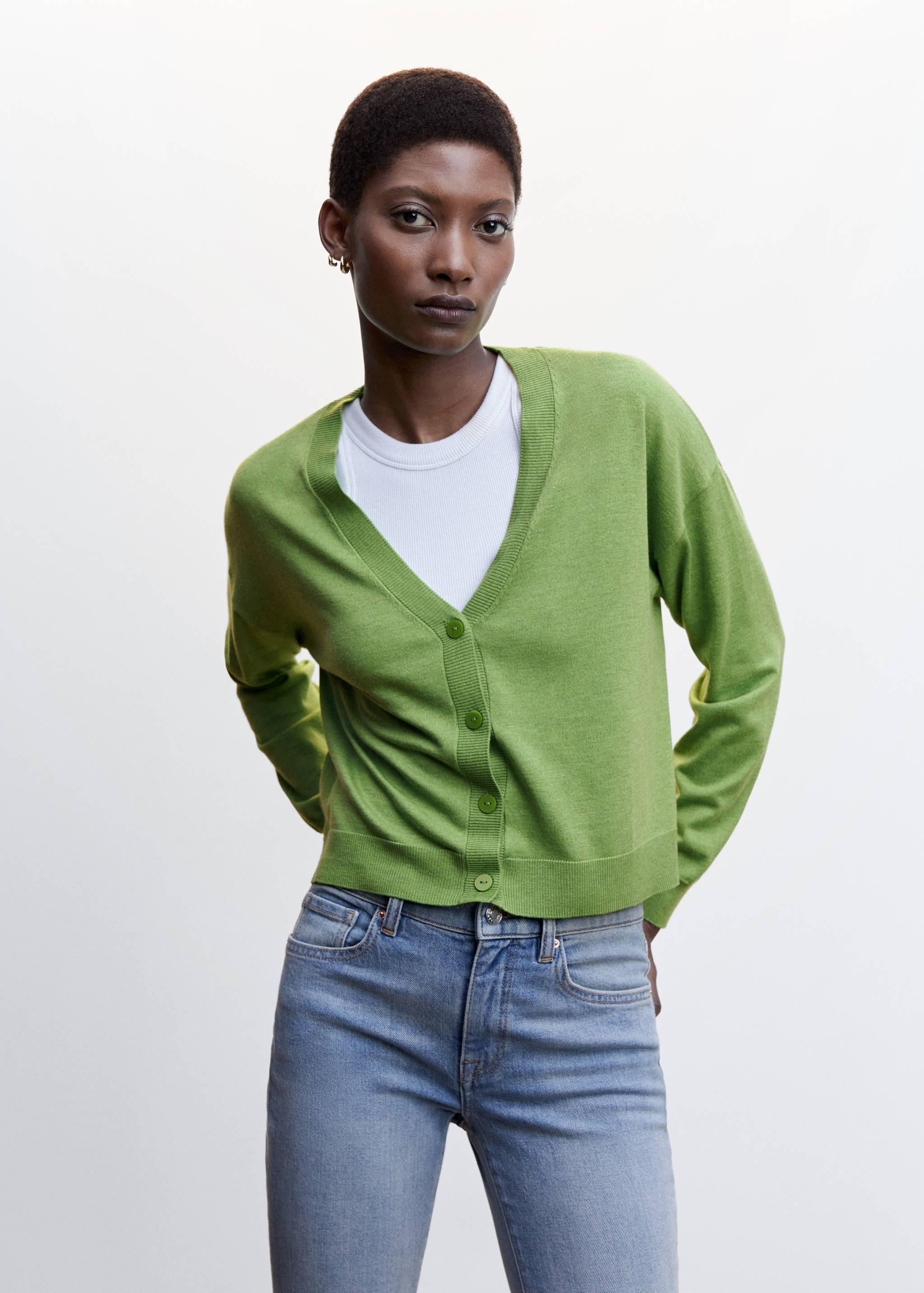 Cardigan maille fine - Plan moyen