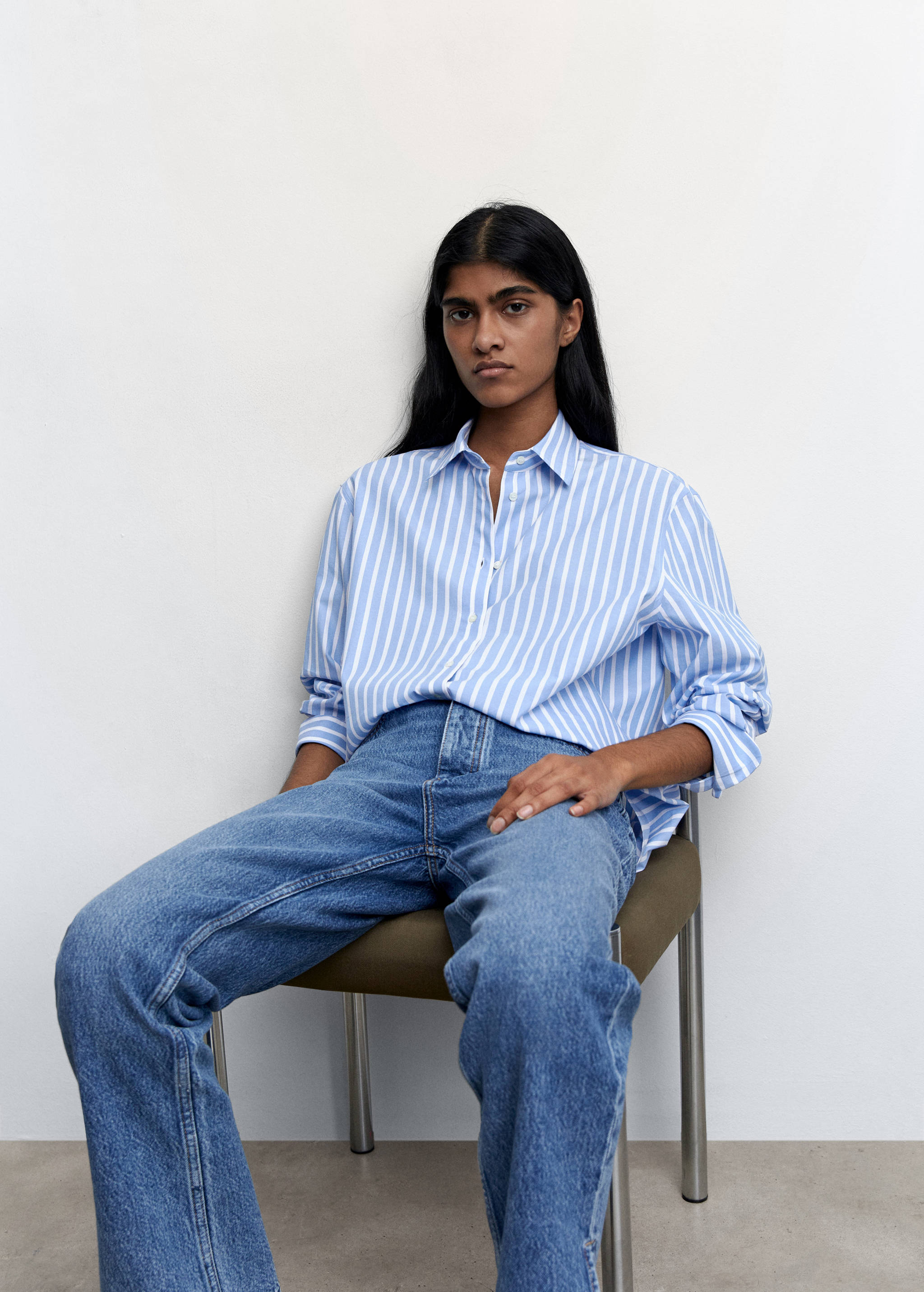 Oversize striped shirt - Details of the article 2