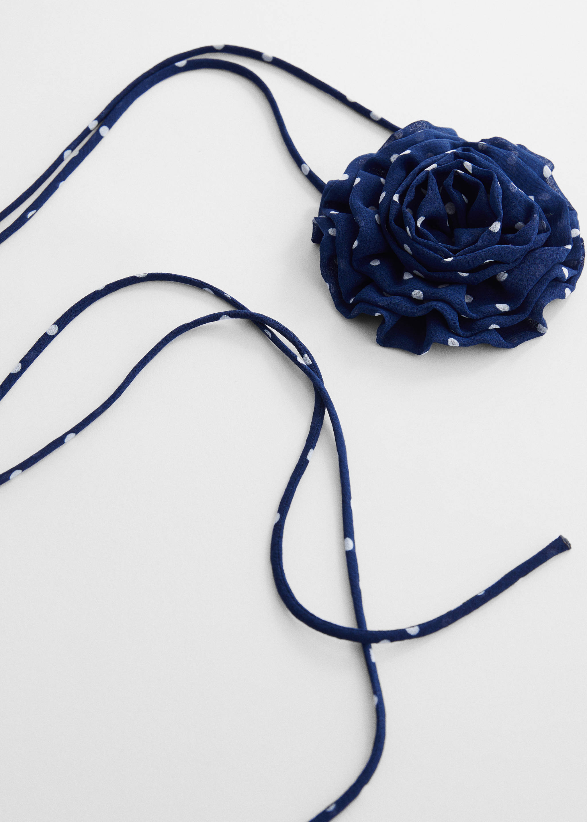 Polka-dot floral neck tie - Medium plane