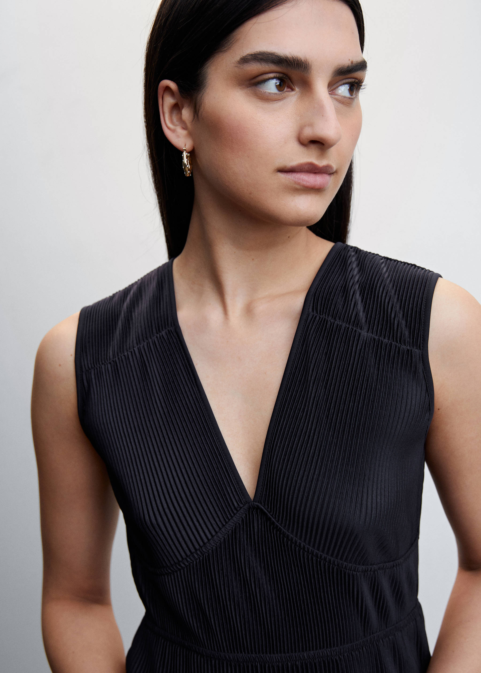 Pleated satin top - Details of the article 1