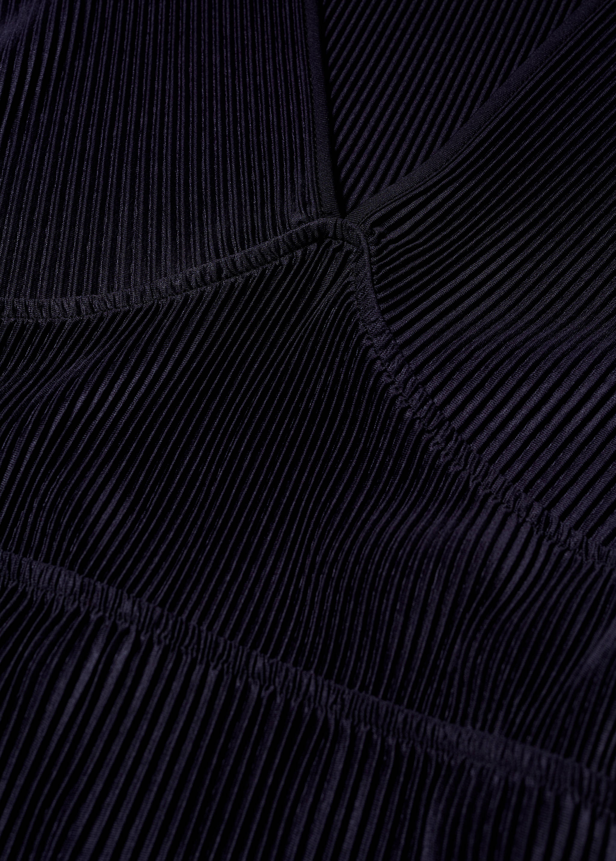 Pleated satin top - Details of the article 8