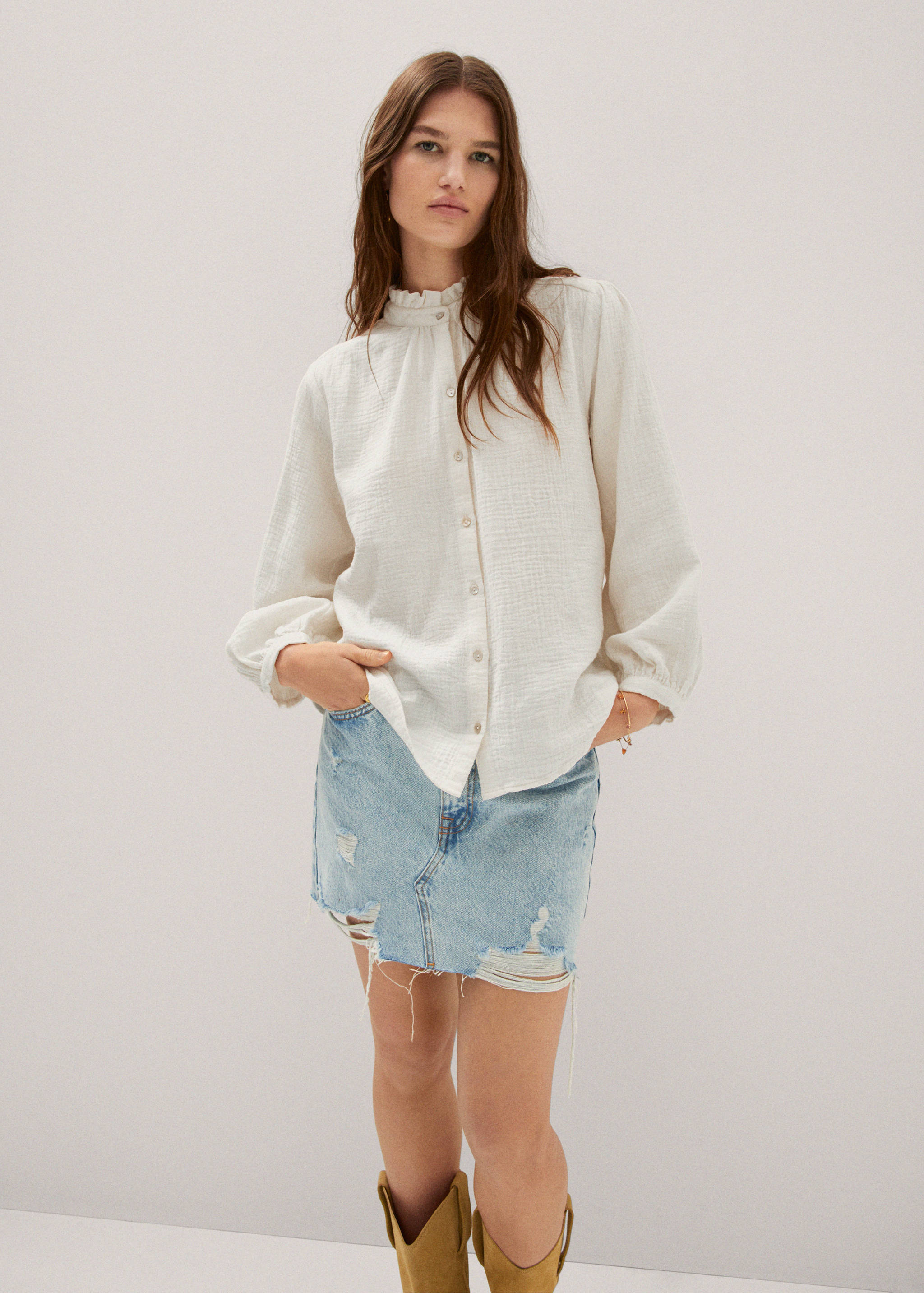 Chemise oversize texturée - Plan moyen